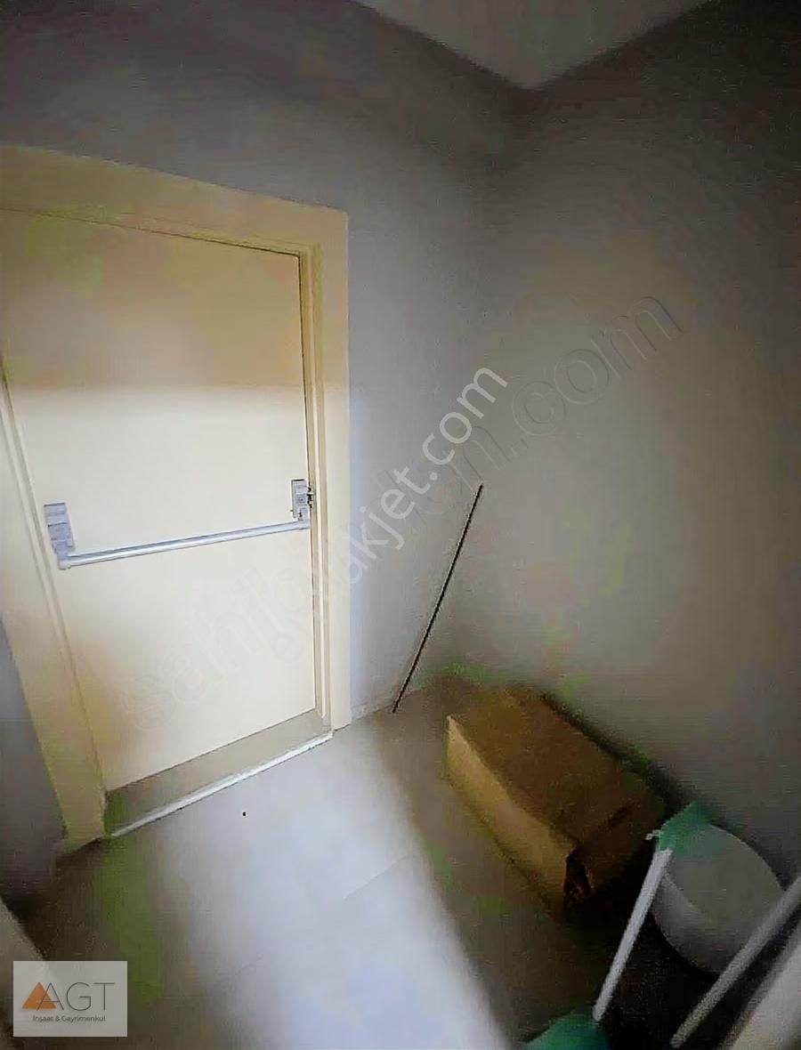 Agt'den Elmalıkent Mah. Cadde Üzeri 210m2 Depolu Kiralık Dükkan - Görsel 4