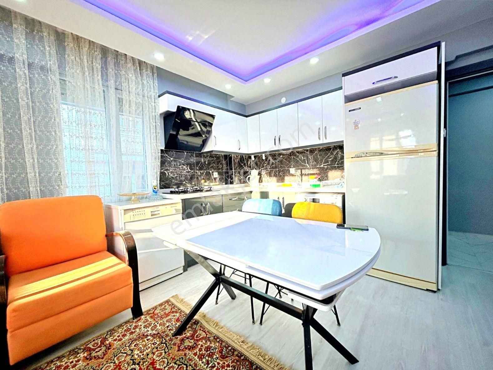 Aygülden Akçay Merkez'de Kordona Ve Denize Çok Yakın Full Eşyalı Ön Cephe Masrafsız 2+1satılık Daire - Görsel 12