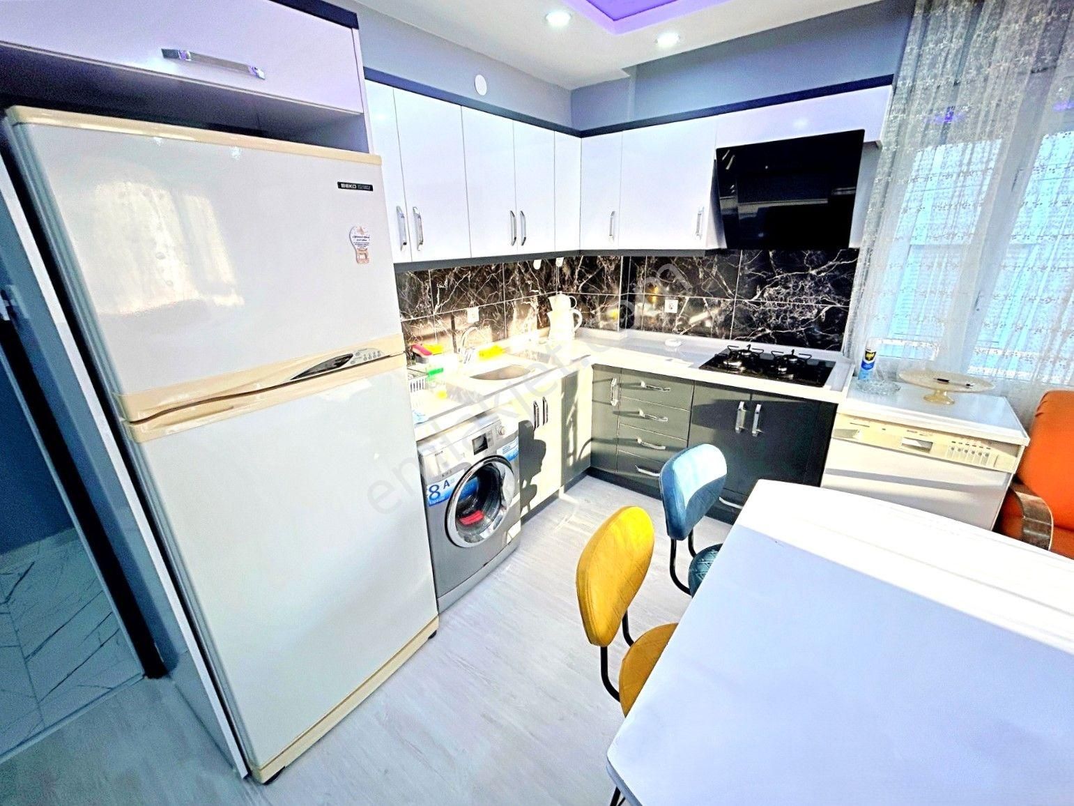 Aygülden Akçay Merkez'de Kordona Ve Denize Çok Yakın Full Eşyalı Ön Cephe Masrafsız 2+1satılık Daire - Görsel 14