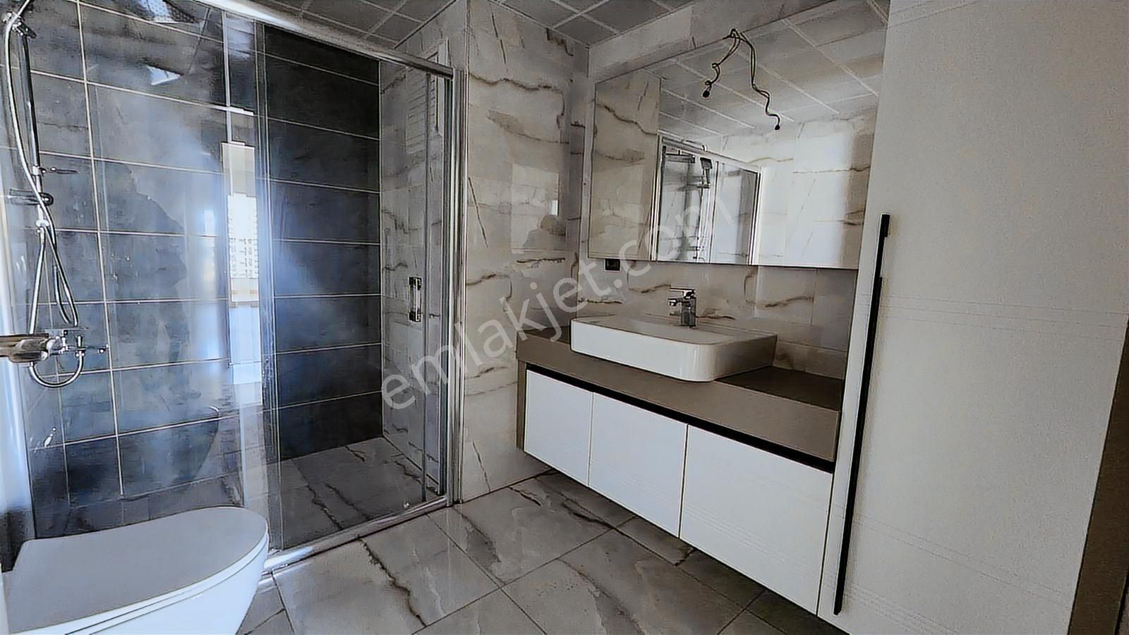 Törekent Mah. Serra Bulvar'da 14. Katta 4+1 Kiralık Daire - Görsel 12