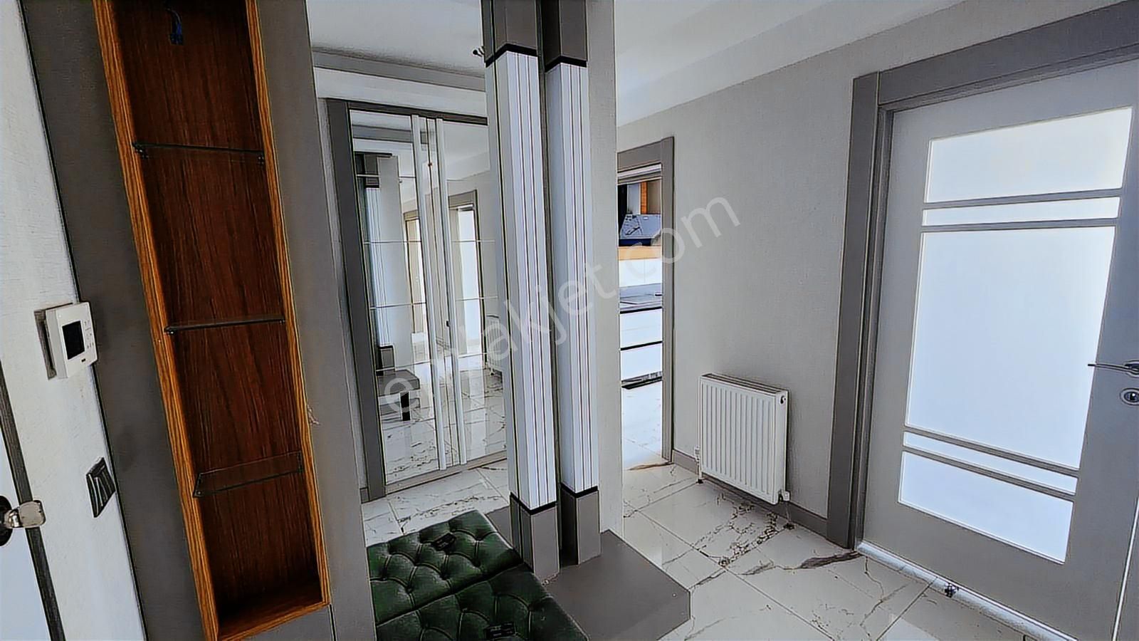 Törekent Mah. Serra Bulvar'da 14. Katta 4+1 Kiralık Daire - Görsel 9