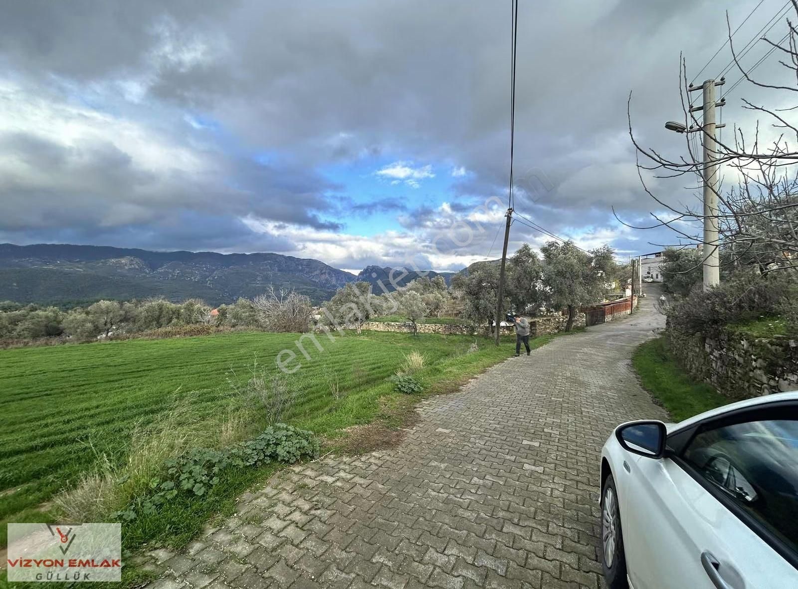 Muğla Mılas Kultak Mah 3.708 M2 Köy İçi Satılık Tarla - Görsel 10