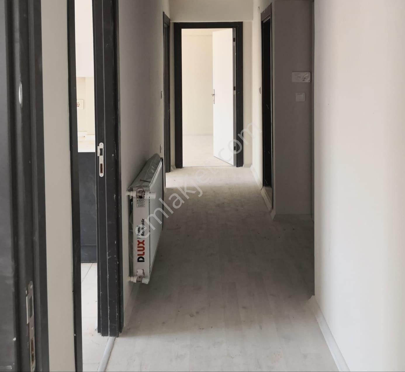 3+1 Balkonlu Ferah Daire - Görsel 6