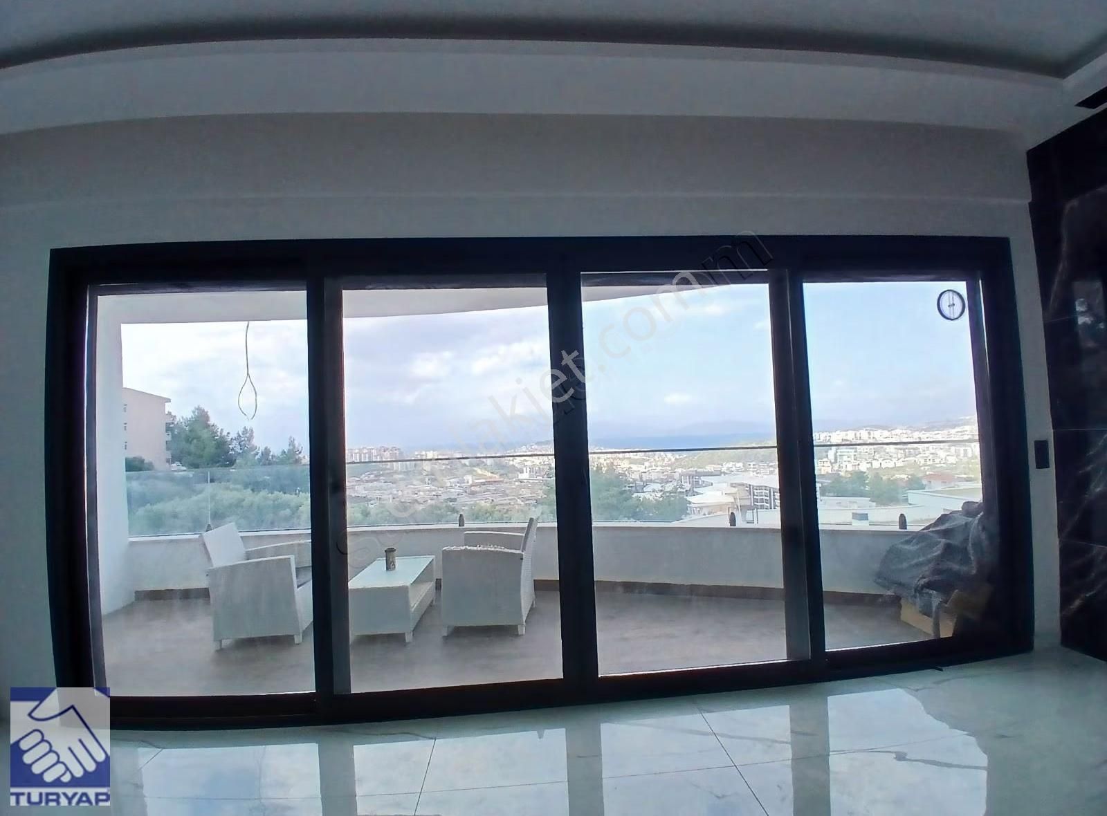 Kuşadası Degirmendere Mahallesinde Kiralık 2+1 Manzaralı Daire - Görsel 9