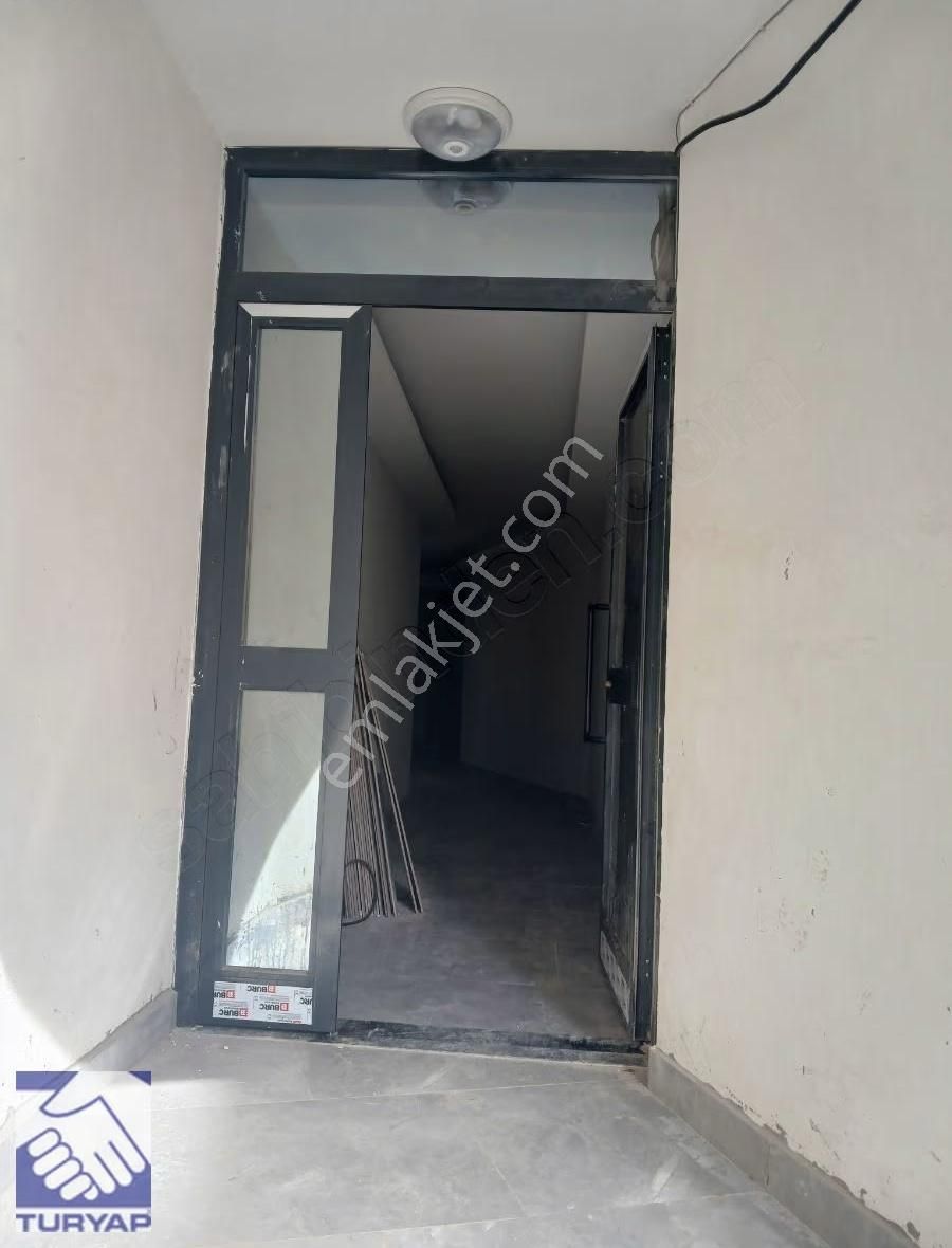 Kuşadasında Sahile 3 Dakika Yürüme Mesafesinde Kiralık 1+1 Daire - Görsel 4