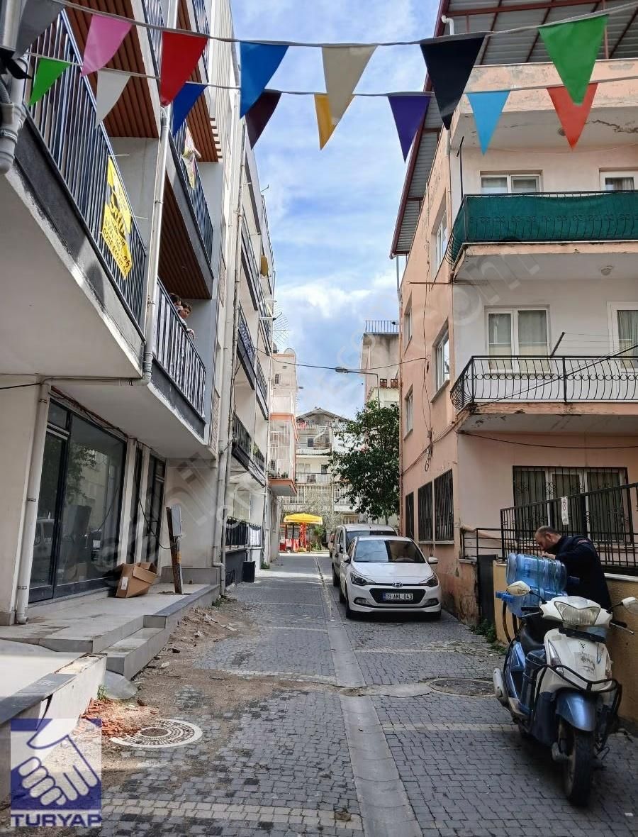 Kuşadasında Sahile 3 Dakika Yürüme Mesafesinde Kiralık 1+1 Daire - Görsel 7