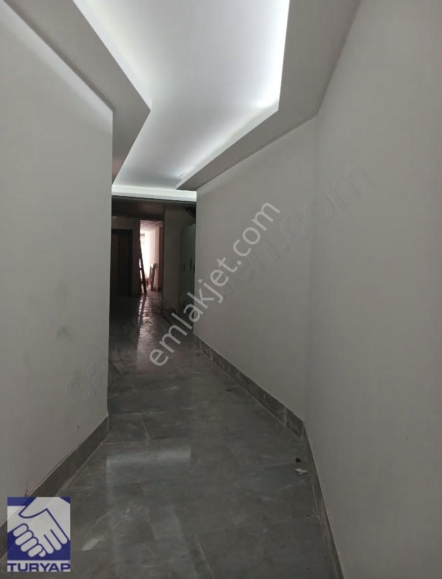 Kuşadasında Sahile 3 Dakika Yürüme Mesafesinde Kiralık 1+1 Daire - Görsel 14