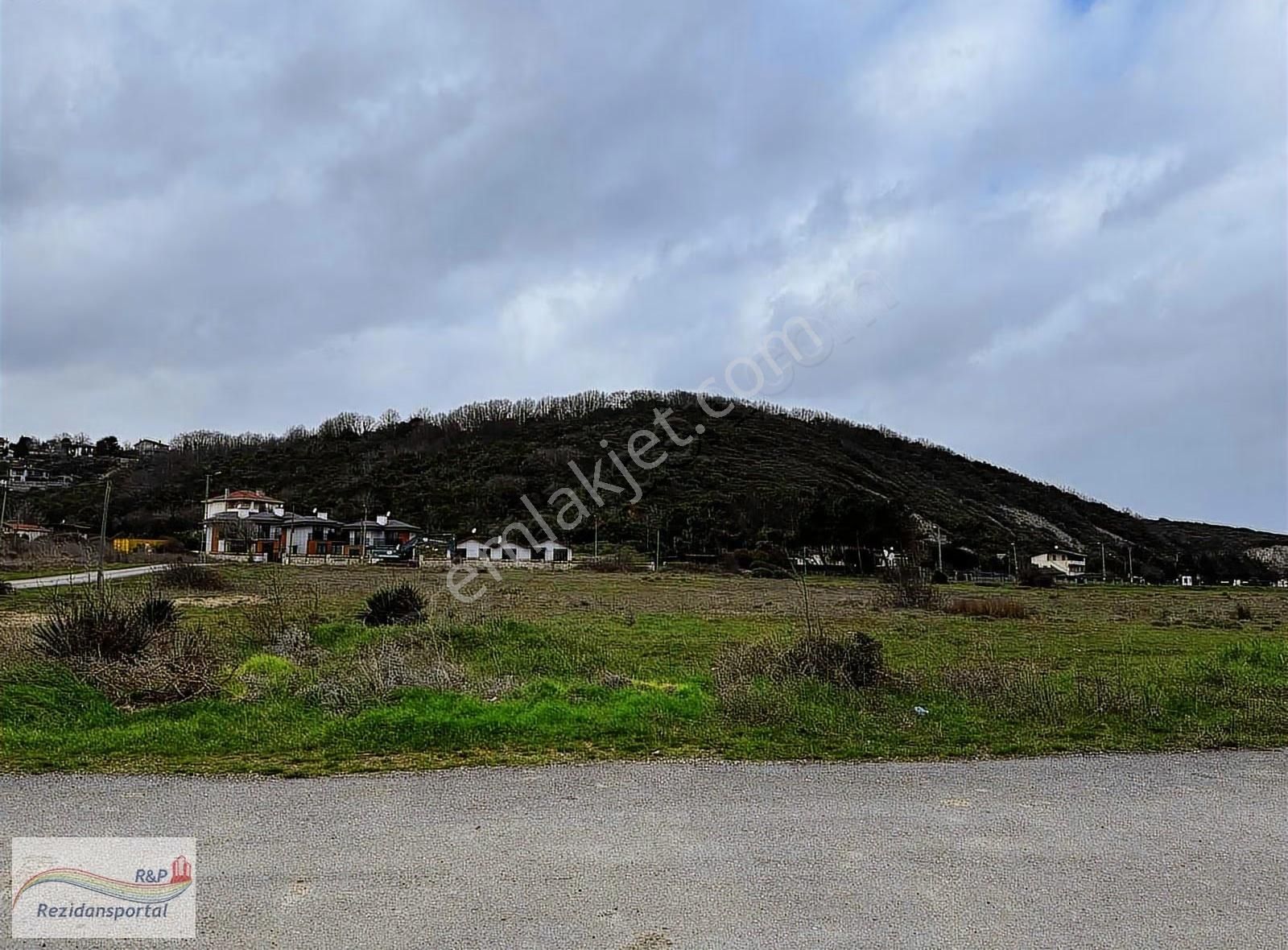 Şile Kabakoz'da Nehir Kenarı Villa Ve Arsası Satılık - Görsel 2