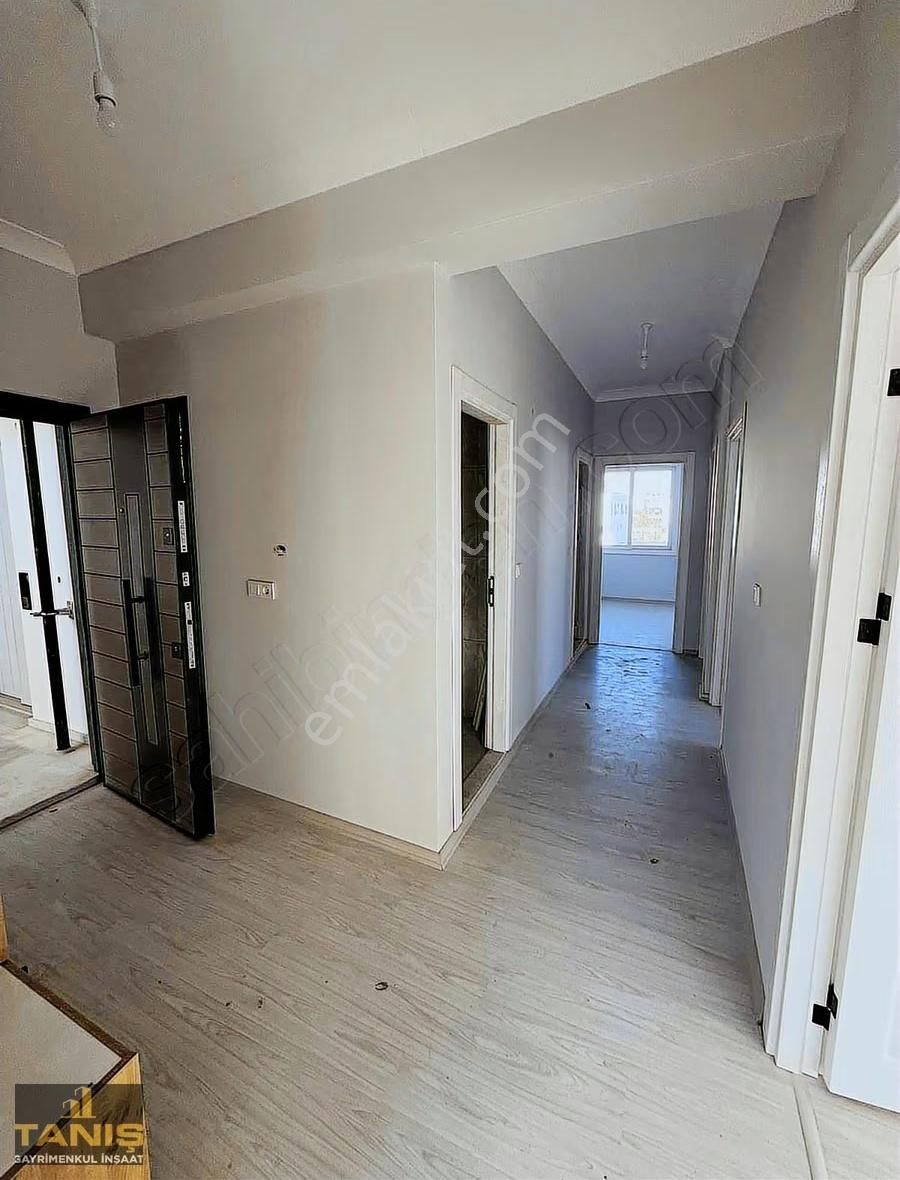 Yüreğir Çamlıbel Mah Satlık 3+1 Geniş Oturumlu İskanlı Daire - Görsel 8