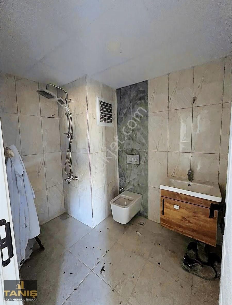 Yüreğir Çamlıbel Mah Satlık 3+1 Geniş Oturumlu İskanlı Daire - Görsel 17