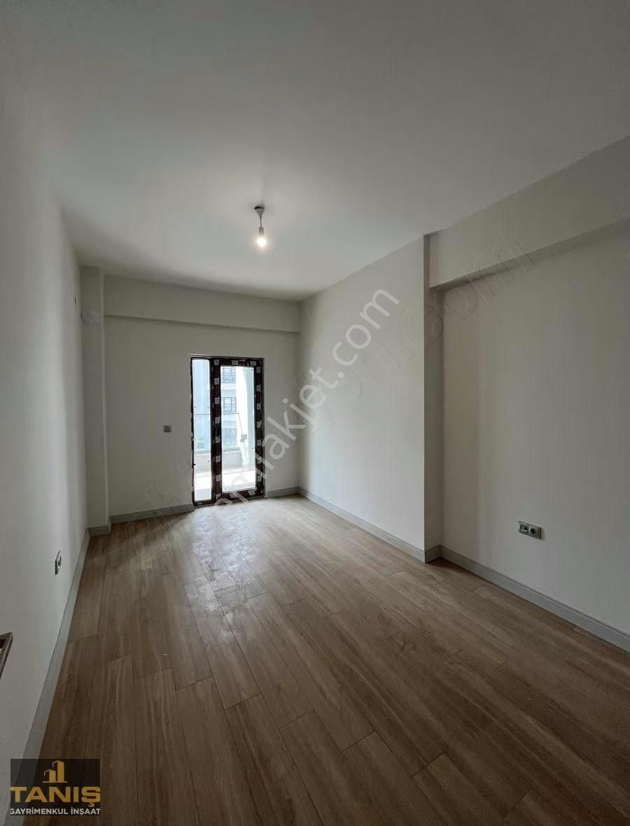 Yüreğir Ş.erkut Akbay Mah Kiralık 3+1yerden Isıtmalı Geniş Daire - Görsel 11