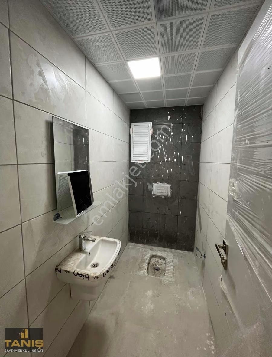 Yüreğir Ş.erkut Akbay Mah Kiralık 3+1yerden Isıtmalı Geniş Daire - Görsel 20