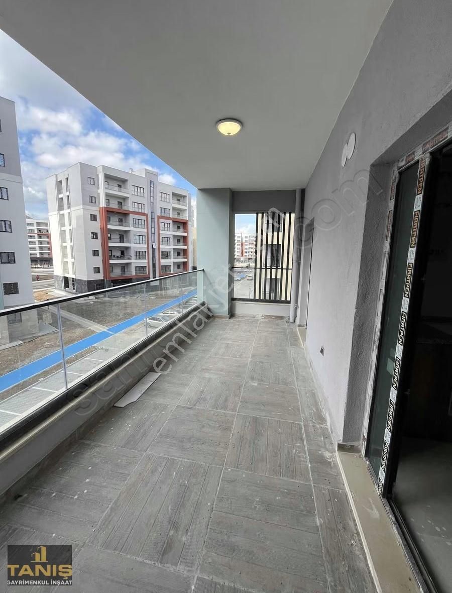 Yüreğir Ş.erkut Akbay Mah Kiralık 3+1yerden Isıtmalı Geniş Daire - Görsel 14