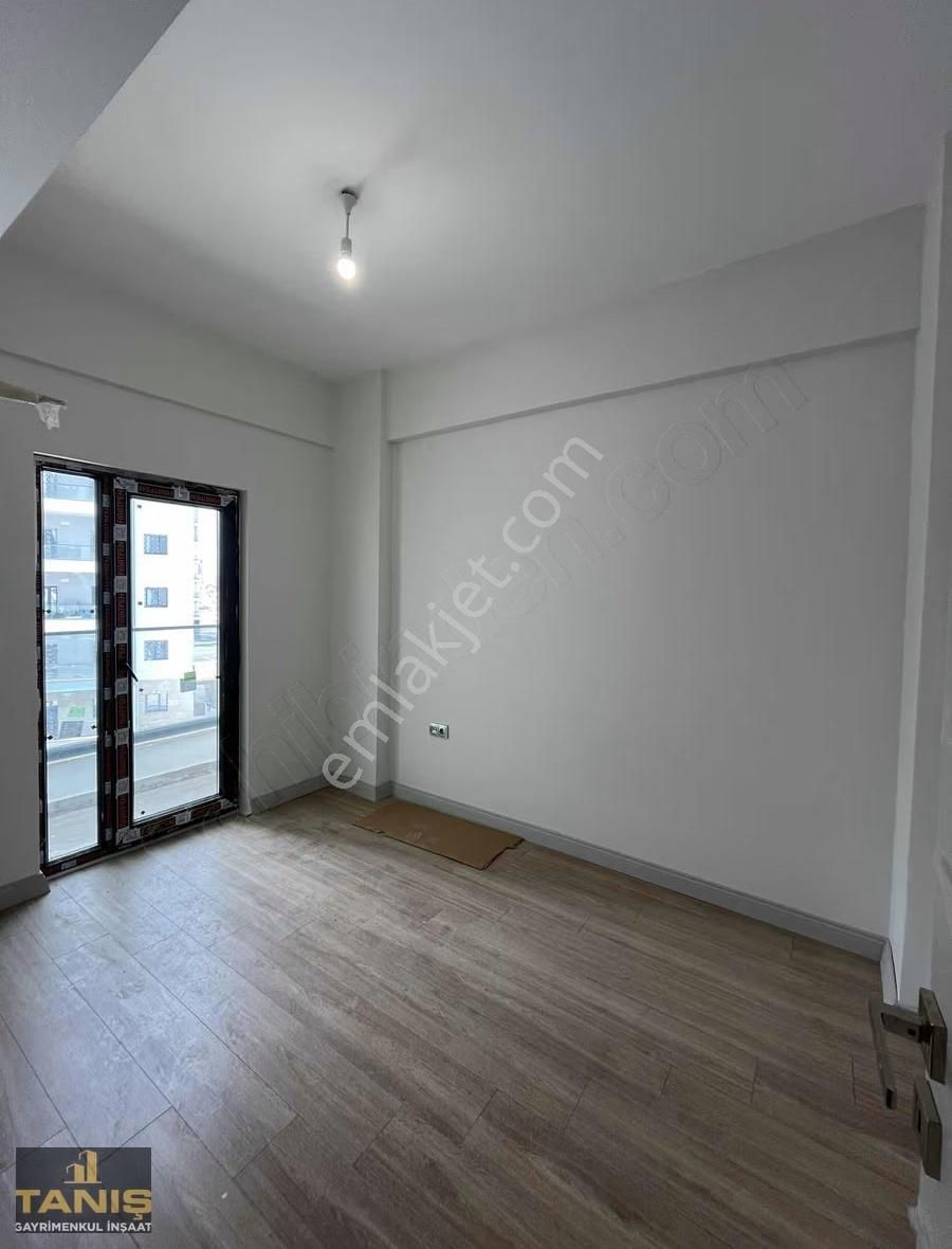 Yüreğir Ş.erkut Akbay Mah Kiralık 3+1yerden Isıtmalı Geniş Daire - Görsel 13