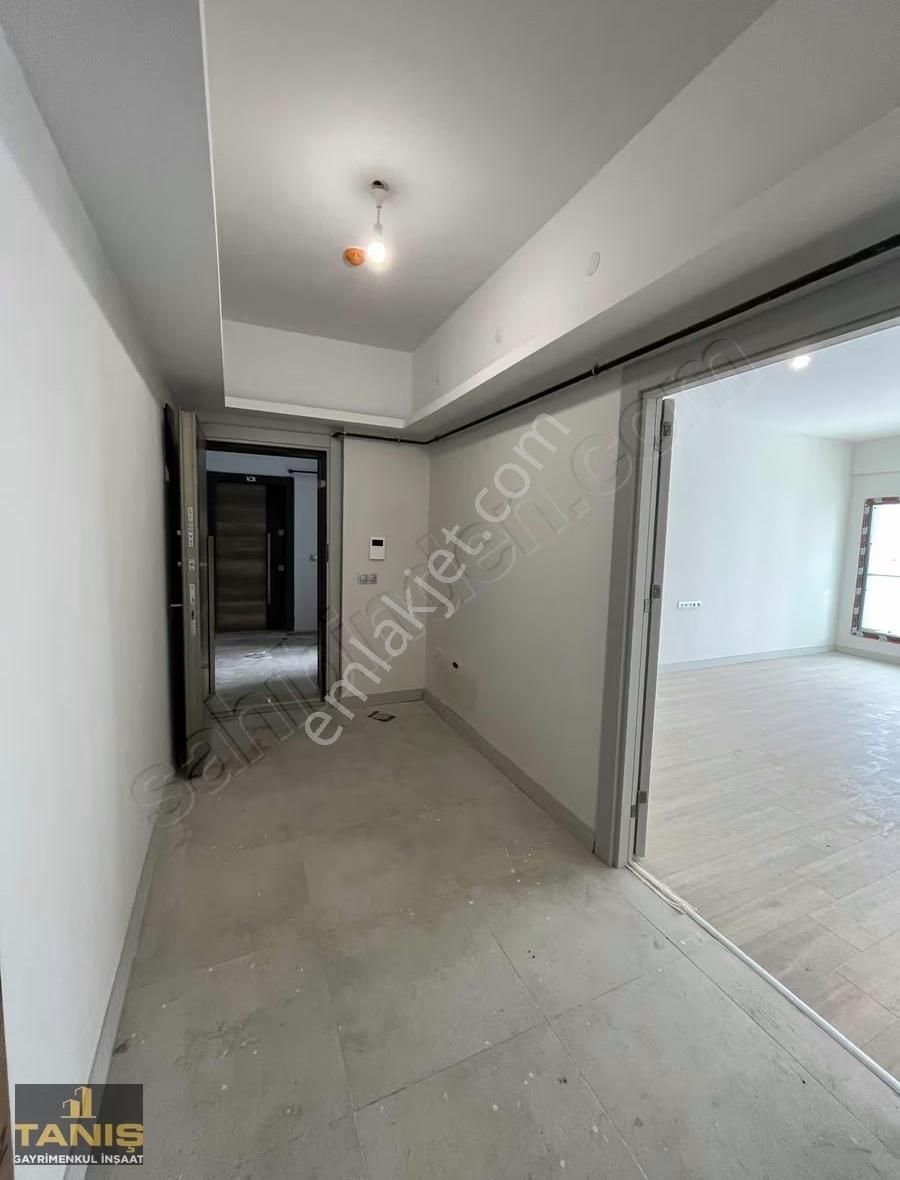 Yüreğir Ş.erkut Akbay Mah Kiralık 3+1yerden Isıtmalı Geniş Daire - Görsel 8