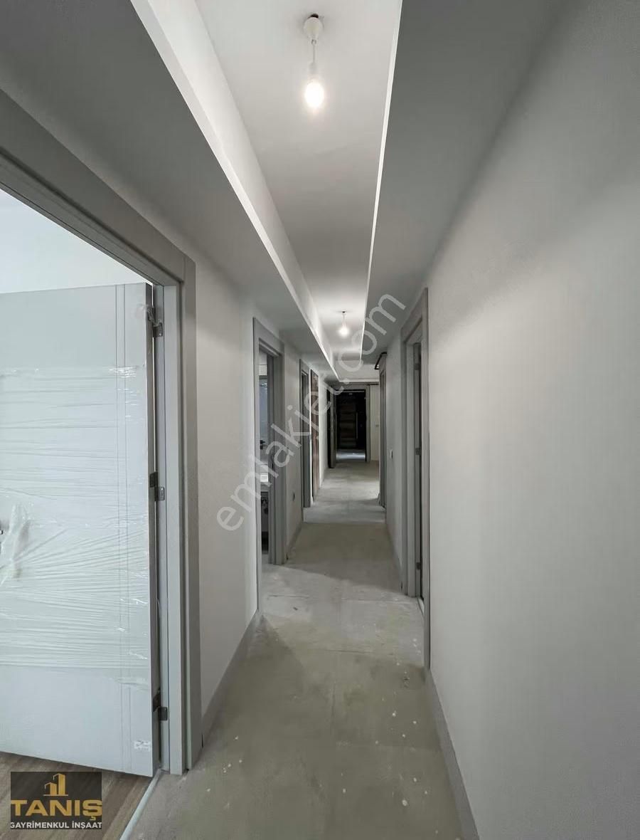 Yüreğir Ş.erkut Akbay Mah Kiralık 3+1yerden Isıtmalı Geniş Daire - Görsel 4