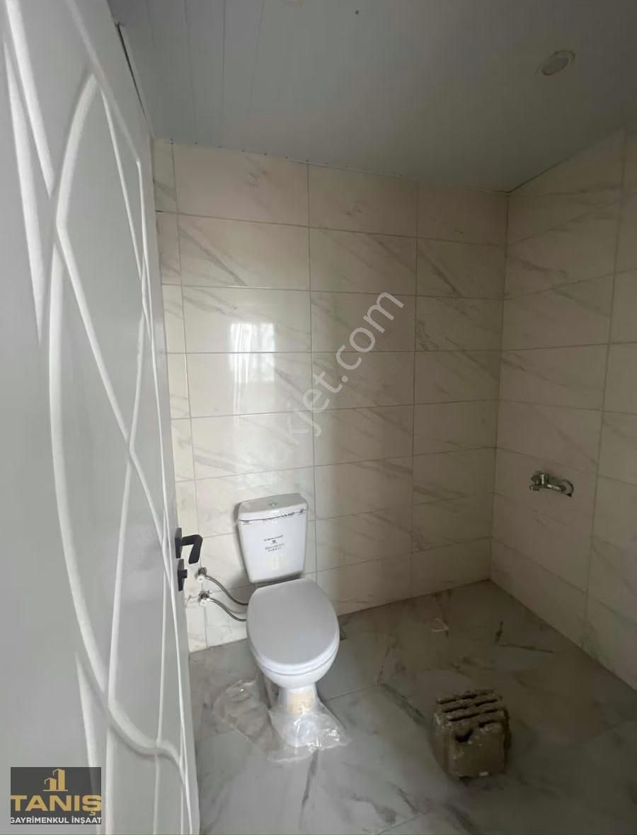Yüreğir Başak Mah Kiralık 2+1 Kapalı Mutfak E-5 Blv Üzerinde - Görsel 13