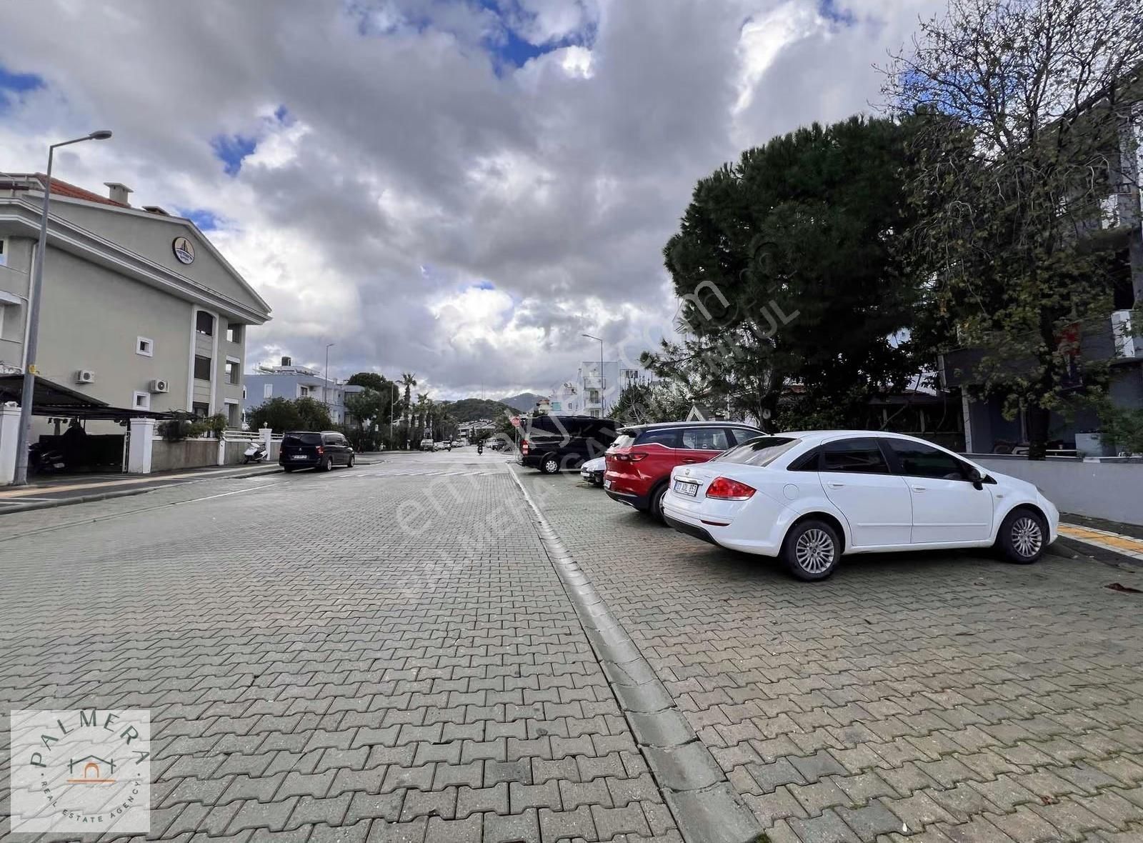 Marmaris Hatipirimi'nde Bahçeli İçi Yenilenmiş 2+1 Satılık Daire - Görsel 18