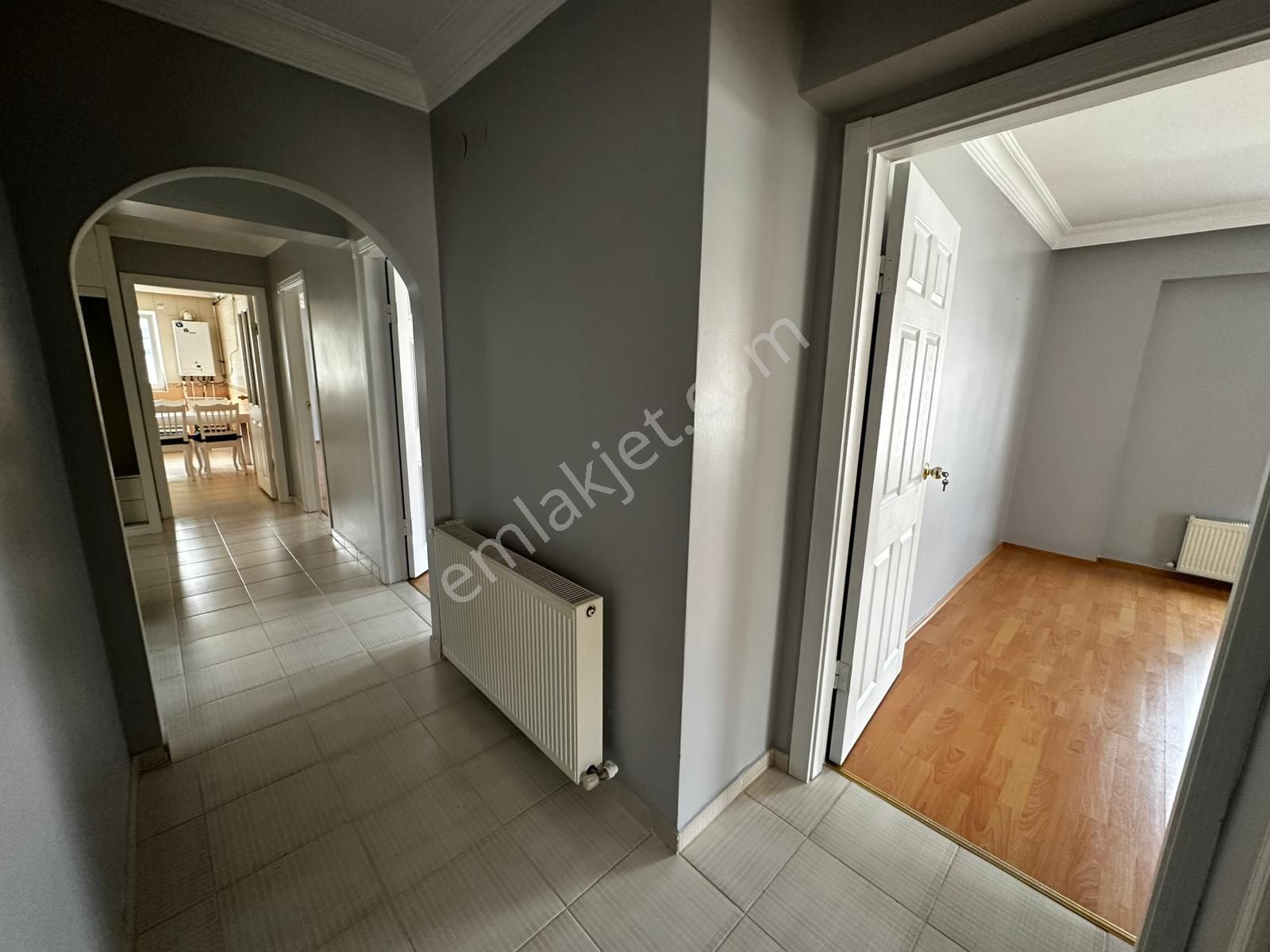 Osmangazide Asansörlü Geniş M2 Yapılı Kiralık Daire - Görsel 8