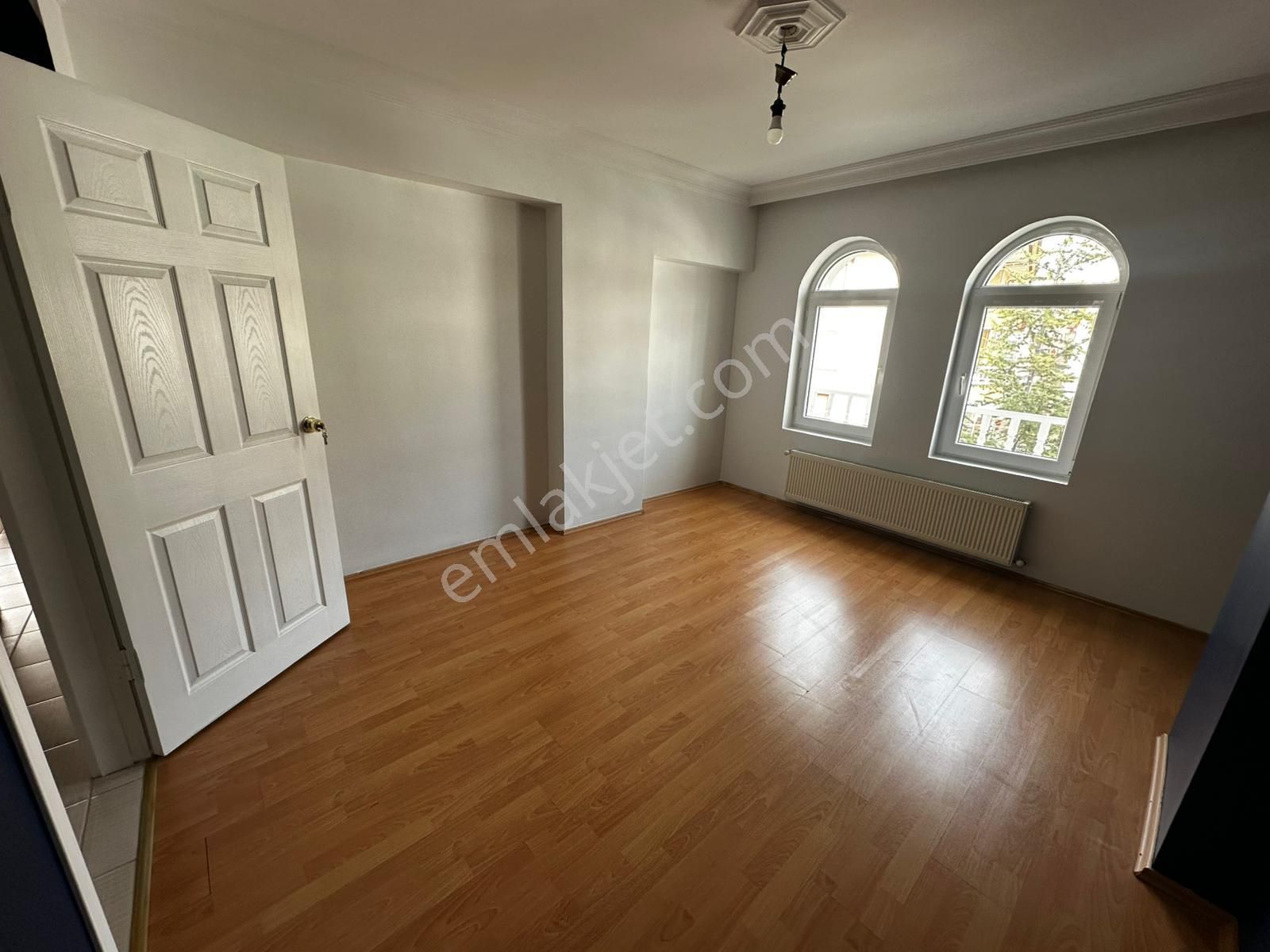 Osmangazide Asansörlü Geniş M2 Yapılı Kiralık Daire - Görsel 26