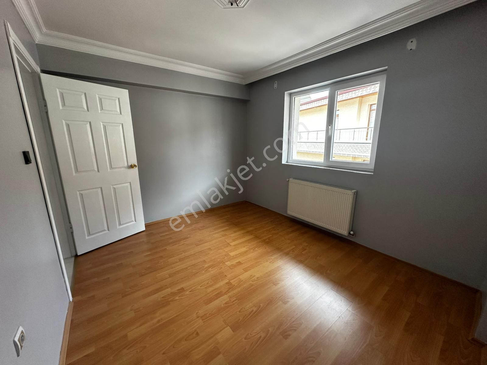 Osmangazide Asansörlü Geniş M2 Yapılı Kiralık Daire - Görsel 22