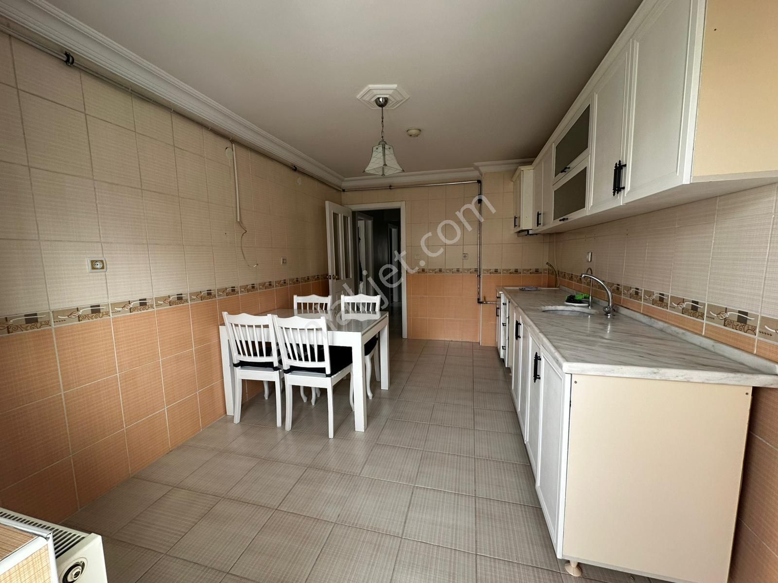 Osmangazide Asansörlü Geniş M2 Yapılı Kiralık Daire - Görsel 5