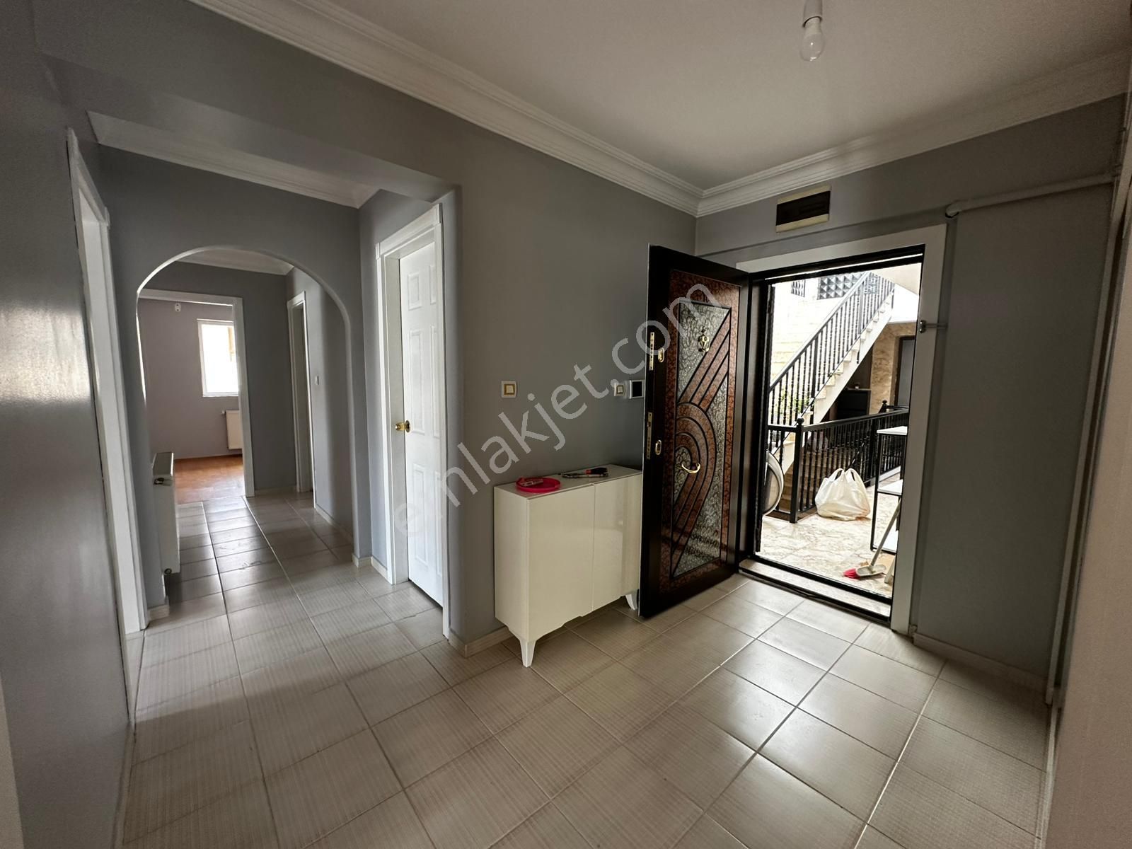 Osmangazide Asansörlü Geniş M2 Yapılı Kiralık Daire - Görsel 23