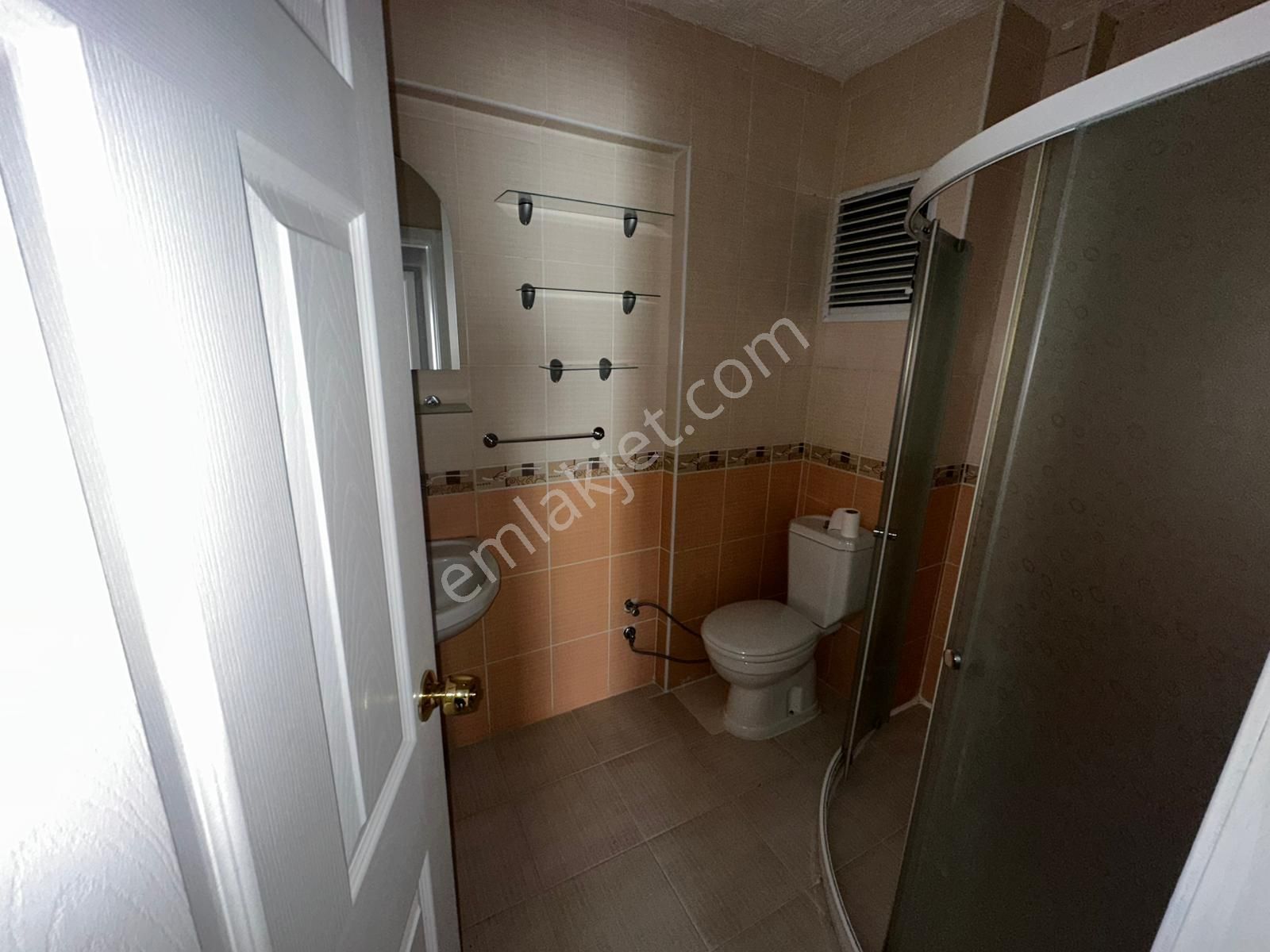 Osmangazide Asansörlü Geniş M2 Yapılı Kiralık Daire - Görsel 31