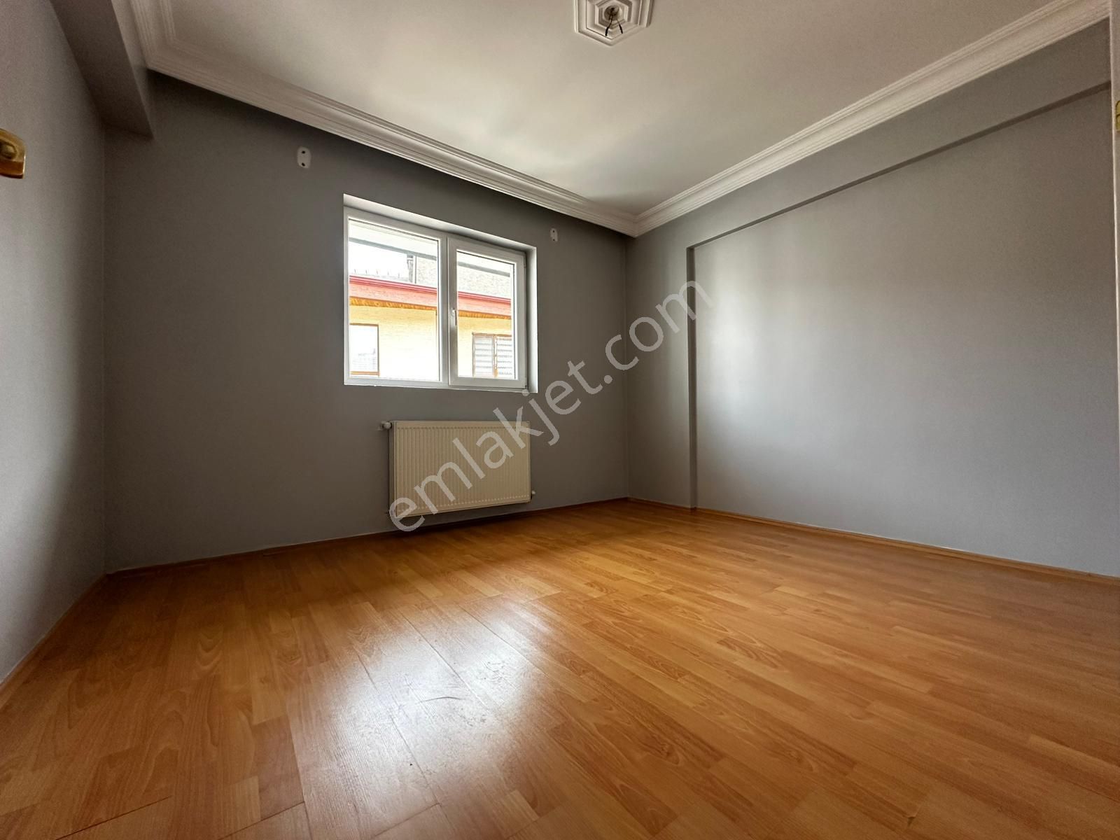 Osmangazide Asansörlü Geniş M2 Yapılı Kiralık Daire - Görsel 19