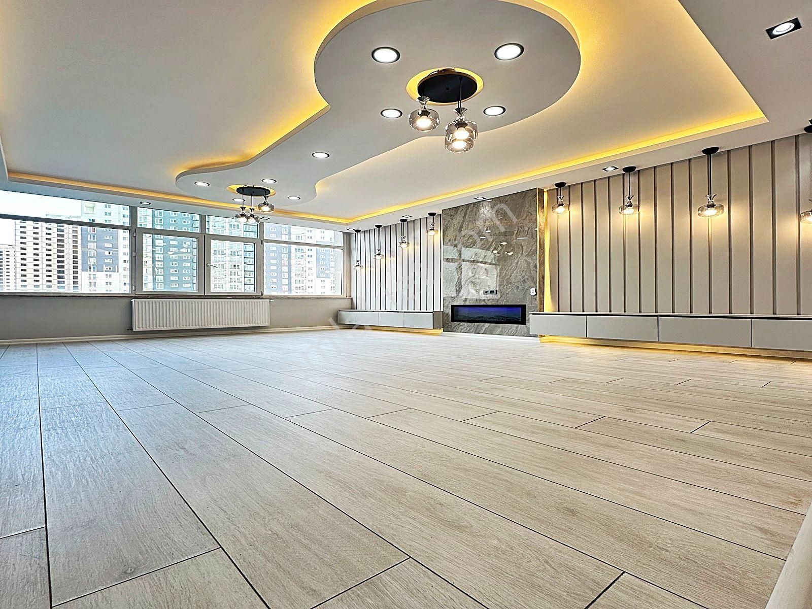 Havuzlu Güvenlikli Site İçinde 150m2 3+1 Acil Satılık Daire !!! - Görsel 11