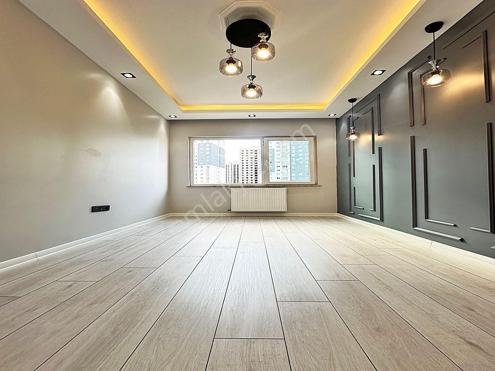 Havuzlu Güvenlikli Site İçinde 150m2 3+1 Acil Satılık Daire !!! - Görsel 15