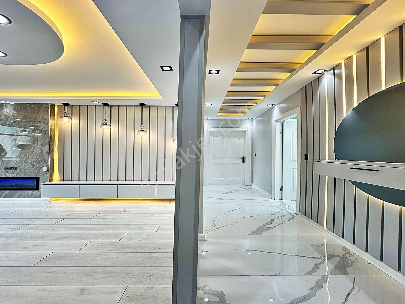 Havuzlu Güvenlikli Site İçinde 150m2 3+1 Acil Satılık Daire !!! - Görsel 28