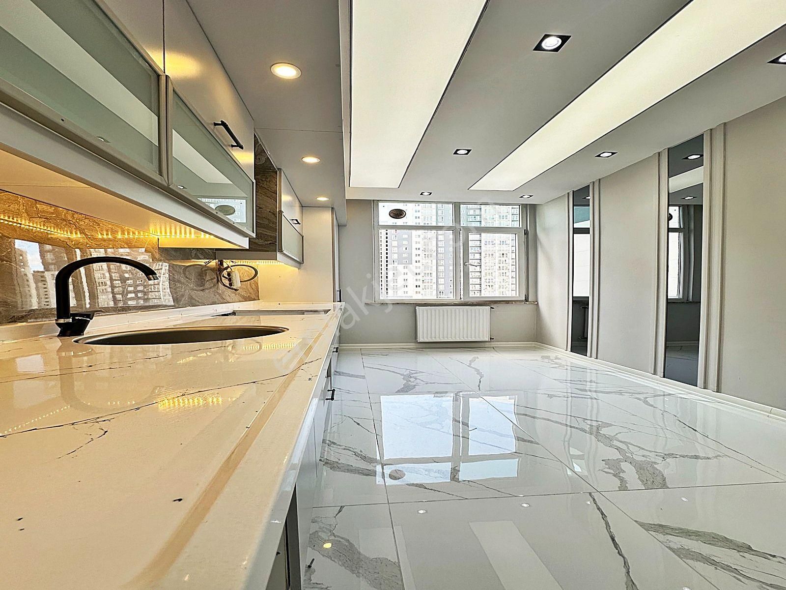 Havuzlu Güvenlikli Site İçinde 150m2 3+1 Acil Satılık Daire !!! - Görsel 19