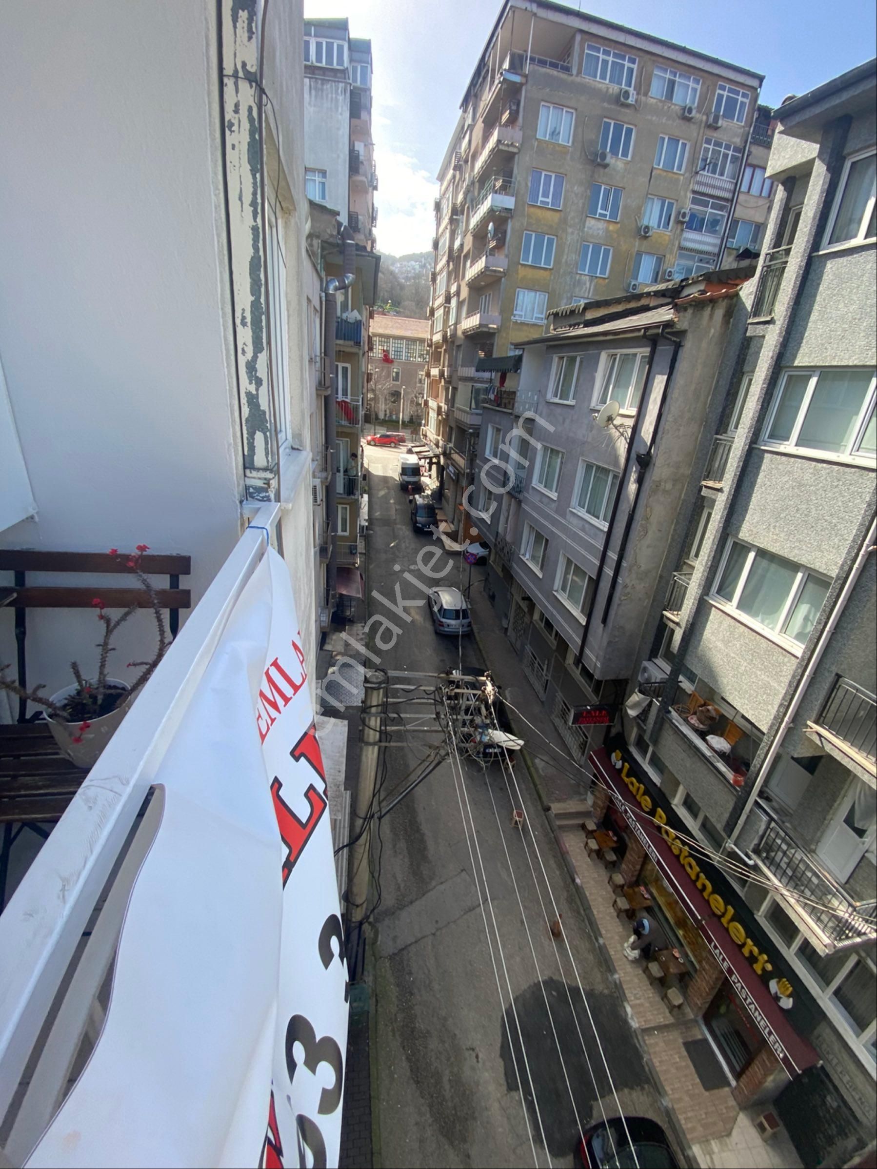 Cihangir Emlaktan Altıparmak Caddeye Çok Yakın Konumda Satılık Asansörlü Kelepir Daire - Görsel 13