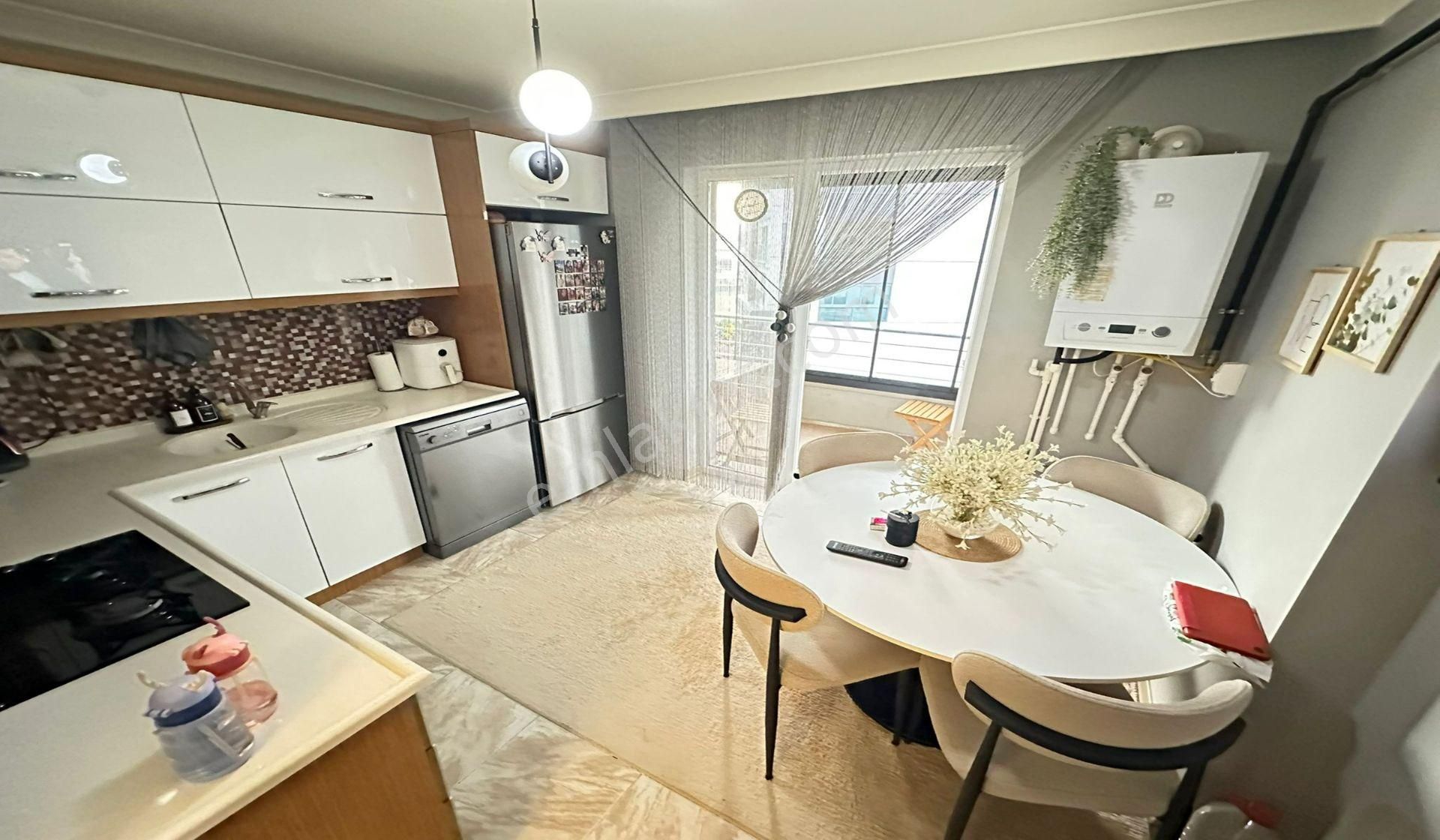 Ataparkda Yeni Binada 3+1 Lüx Yapılı Asansörlü Krediye Uygun - Görsel 2