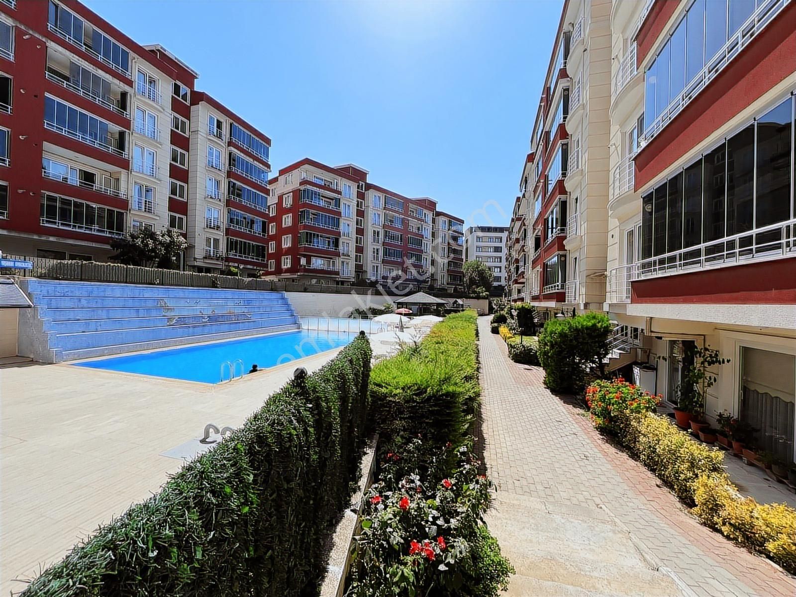 Kapital'den Burgaz Park 1 Evlerin'den 3+1 Satılık Daire - Görsel 3