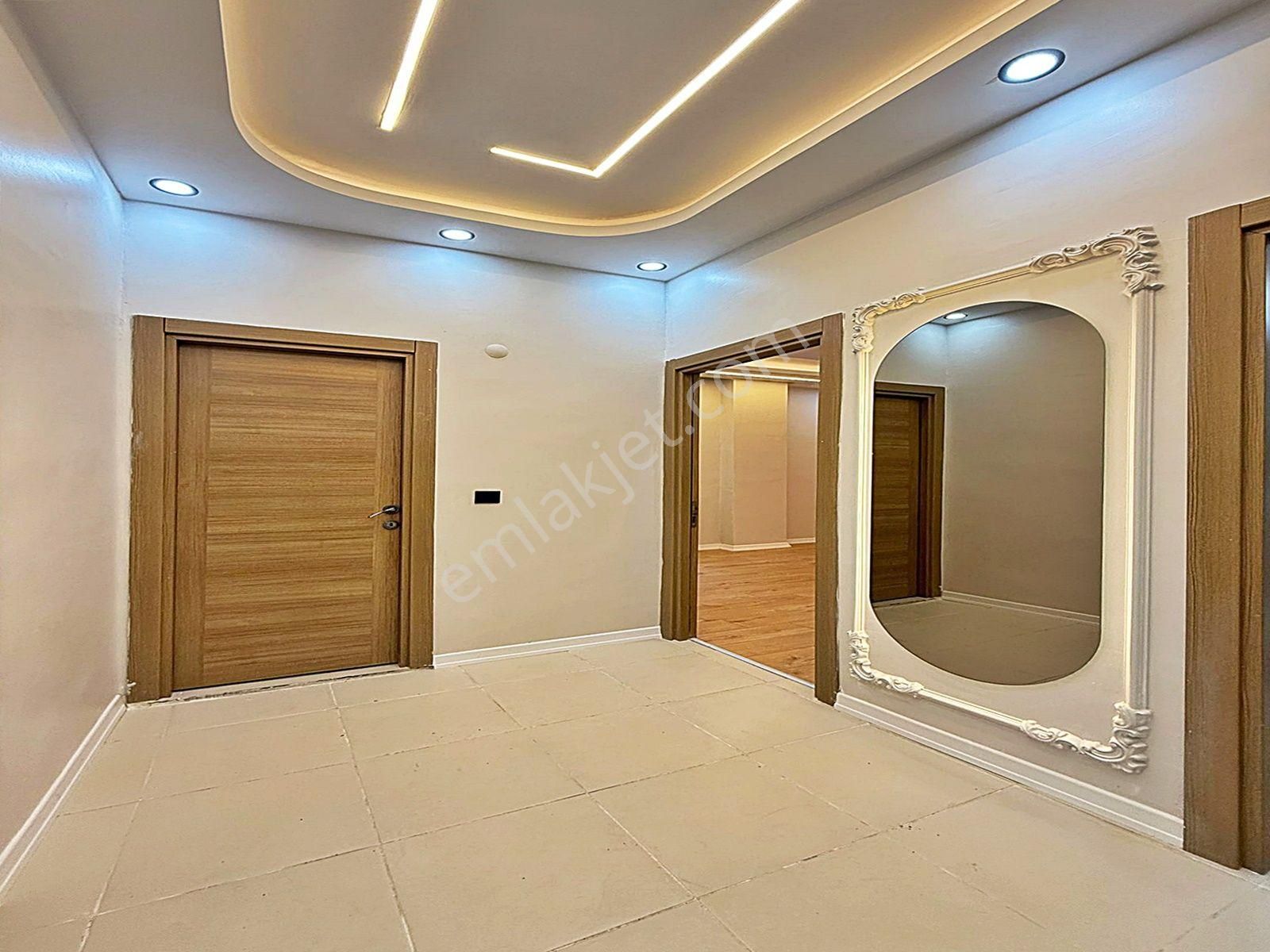 Beylikdüzünde Bölgenin En Güzel Konumunda 2+1 Hobi Bahçeli Lüks Daire !!! - Görsel 3