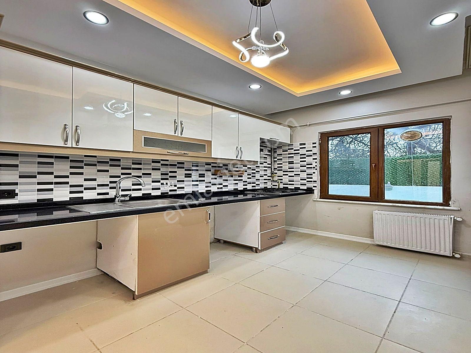 Beylikdüzünde Bölgenin En Güzel Konumunda 2+1 Hobi Bahçeli Lüks Daire !!! - Görsel 8