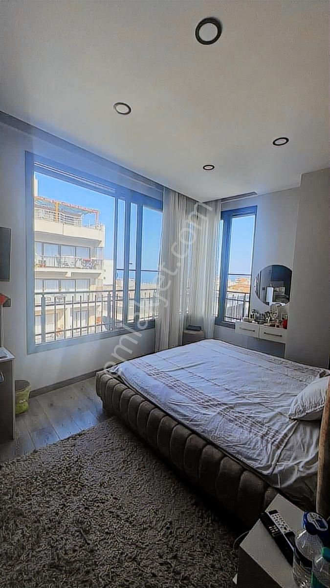 Kuşadası,marina Mevki,özel Havuzlu&jakuzi&sauna,acil Satılık Vil - Görsel 5