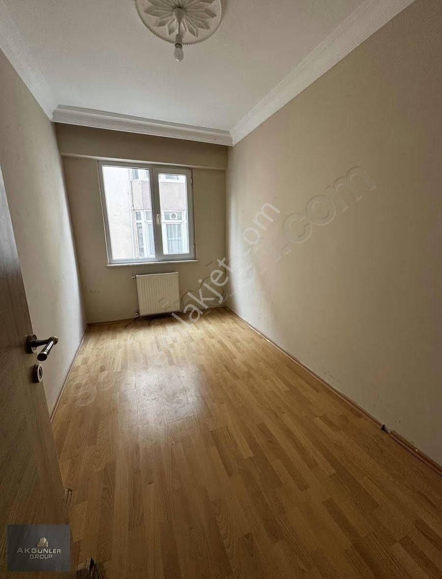 Gaziosmanpaşa Mahallesi Kiralık 2 + 1 Daire - Görsel 18