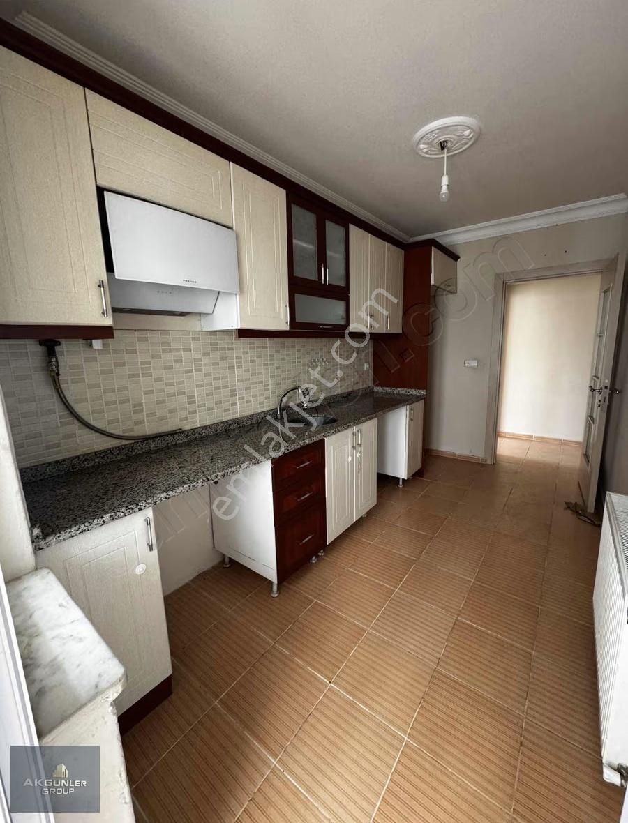 Gaziosmanpaşa Mahallesi Kiralık 2 + 1 Daire - Görsel 12