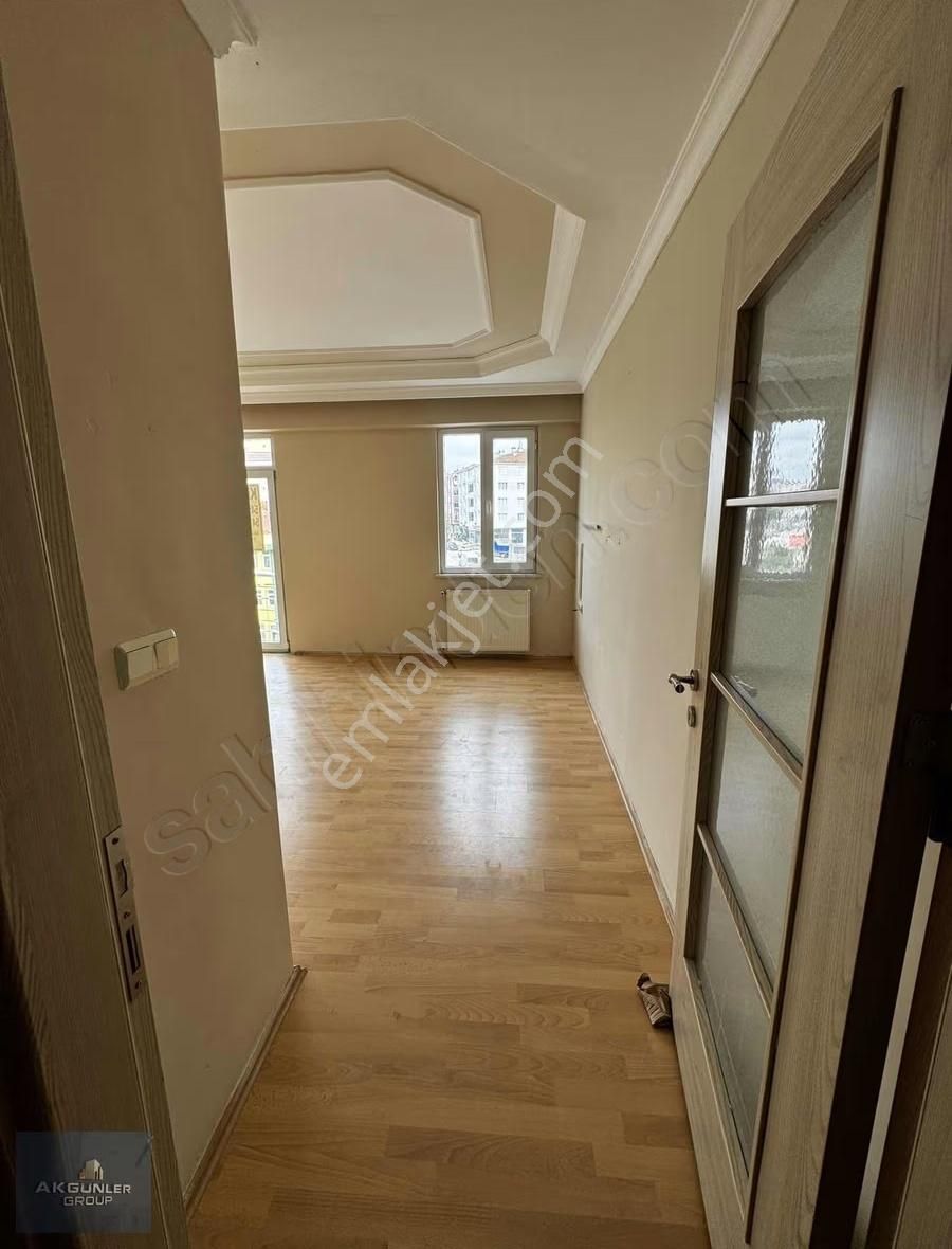 Gaziosmanpaşa Mahallesi Kiralık 2 + 1 Daire - Görsel 6