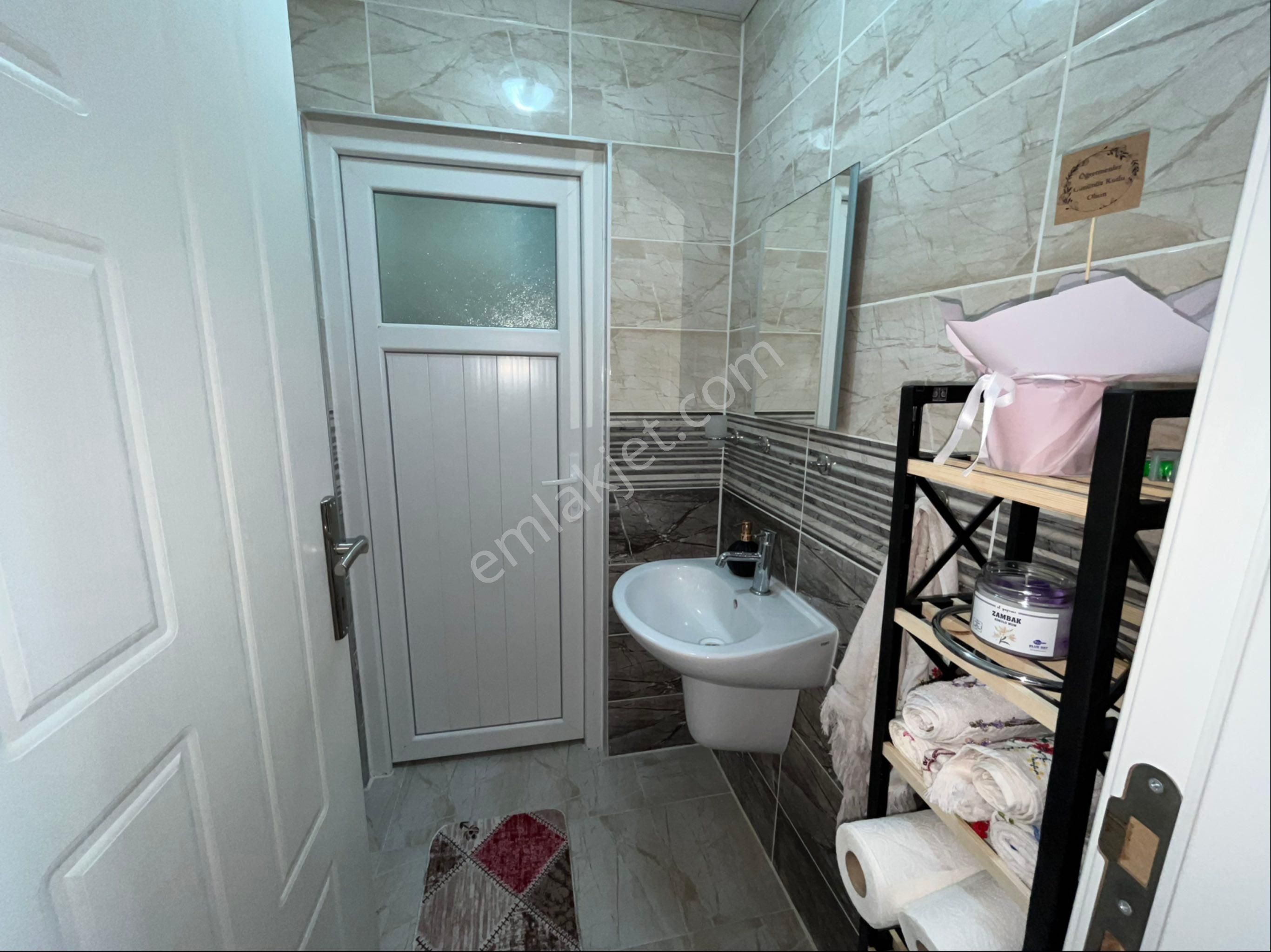 Havza 25 Mayıs Mahallesi Merkezde Satılık Ara Kat Mükemmel Daire - Görsel 15