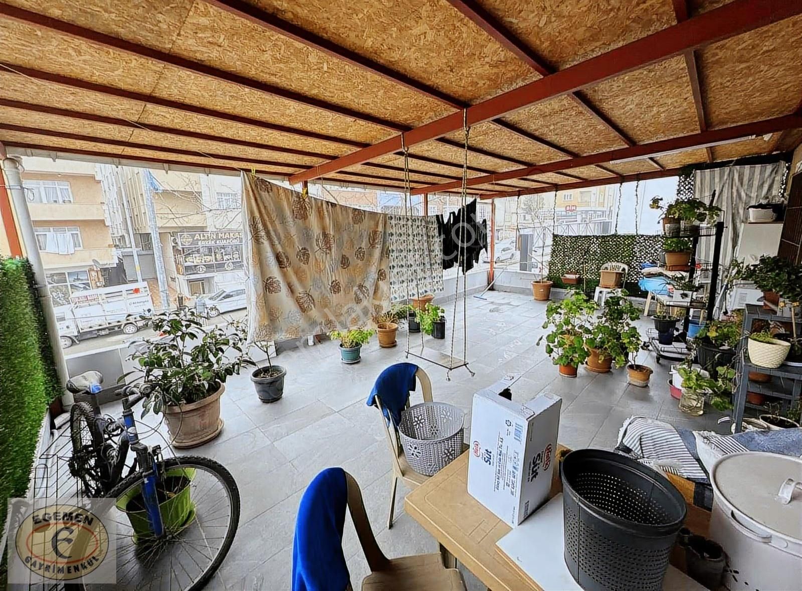 Sultanbeyli Petrol Yolunda Toprak Payı 80 M2 3+1 Satılık Daire - Görsel 2