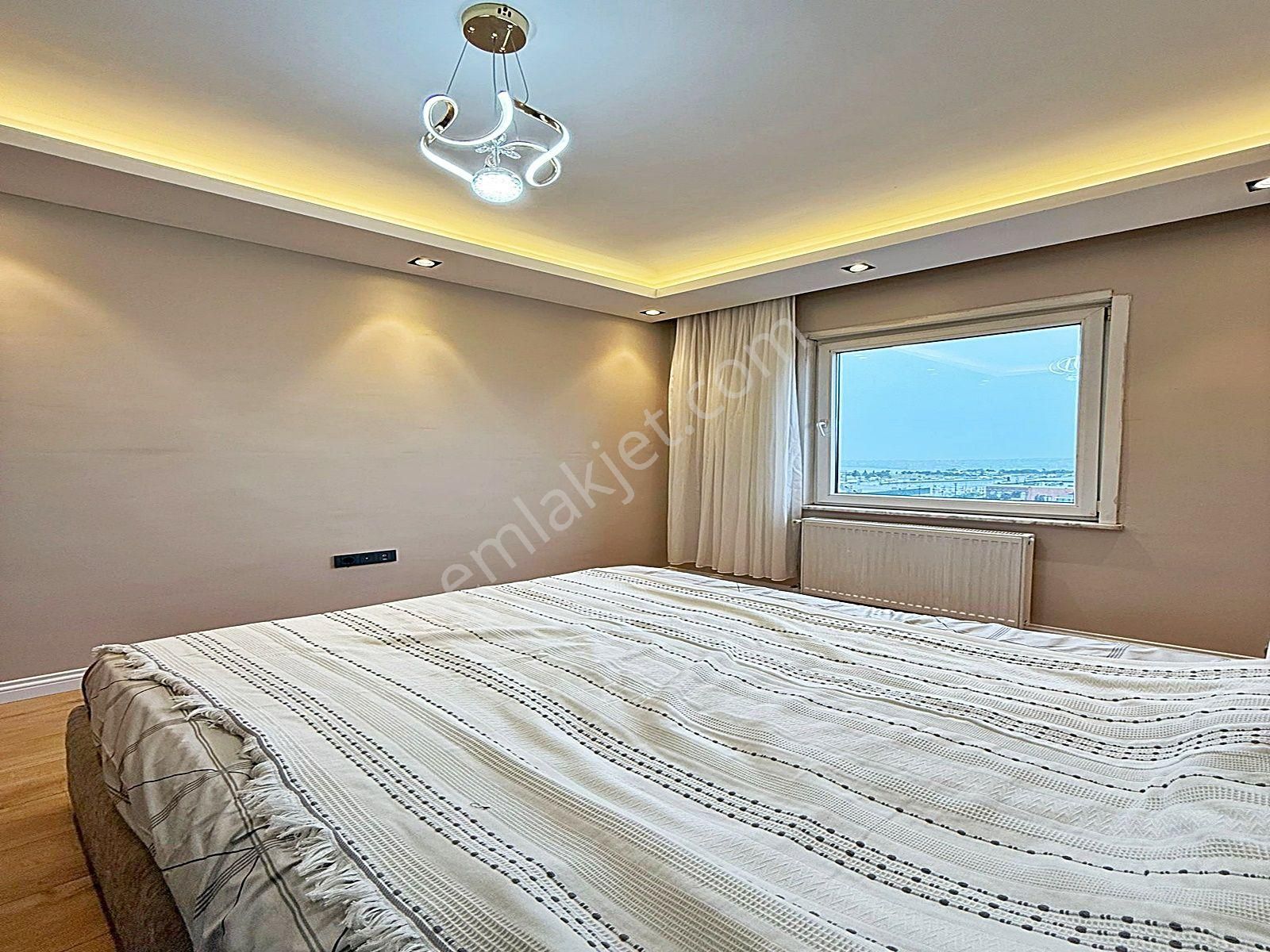 Göl Manzaralı Metrobüse Yürüme Mesafesinde 1+1 Full Eşyalı Lüks Daire !!! - Görsel 16