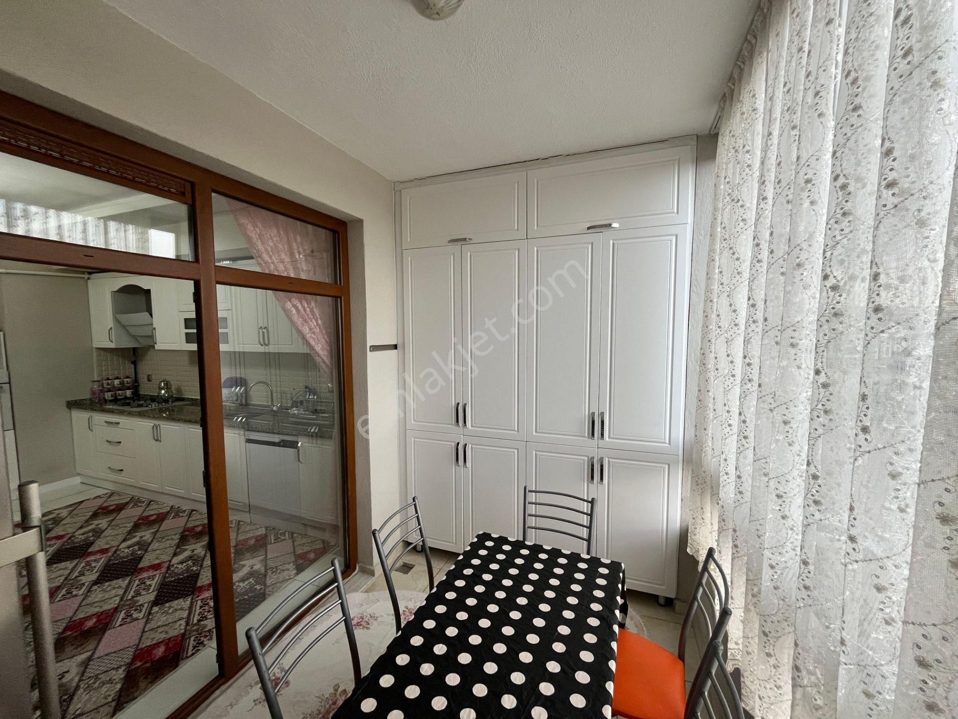 4+1 Ara Kat Bakımlı Daire - Görsel 11