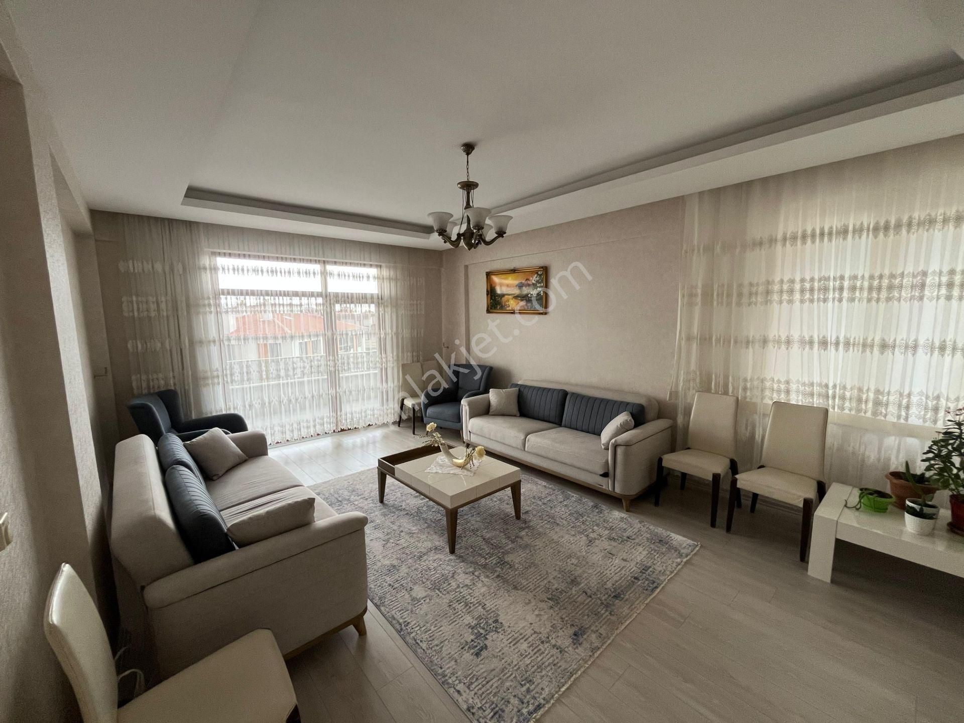 4+1 Ara Kat Bakımlı Daire - Görsel 2