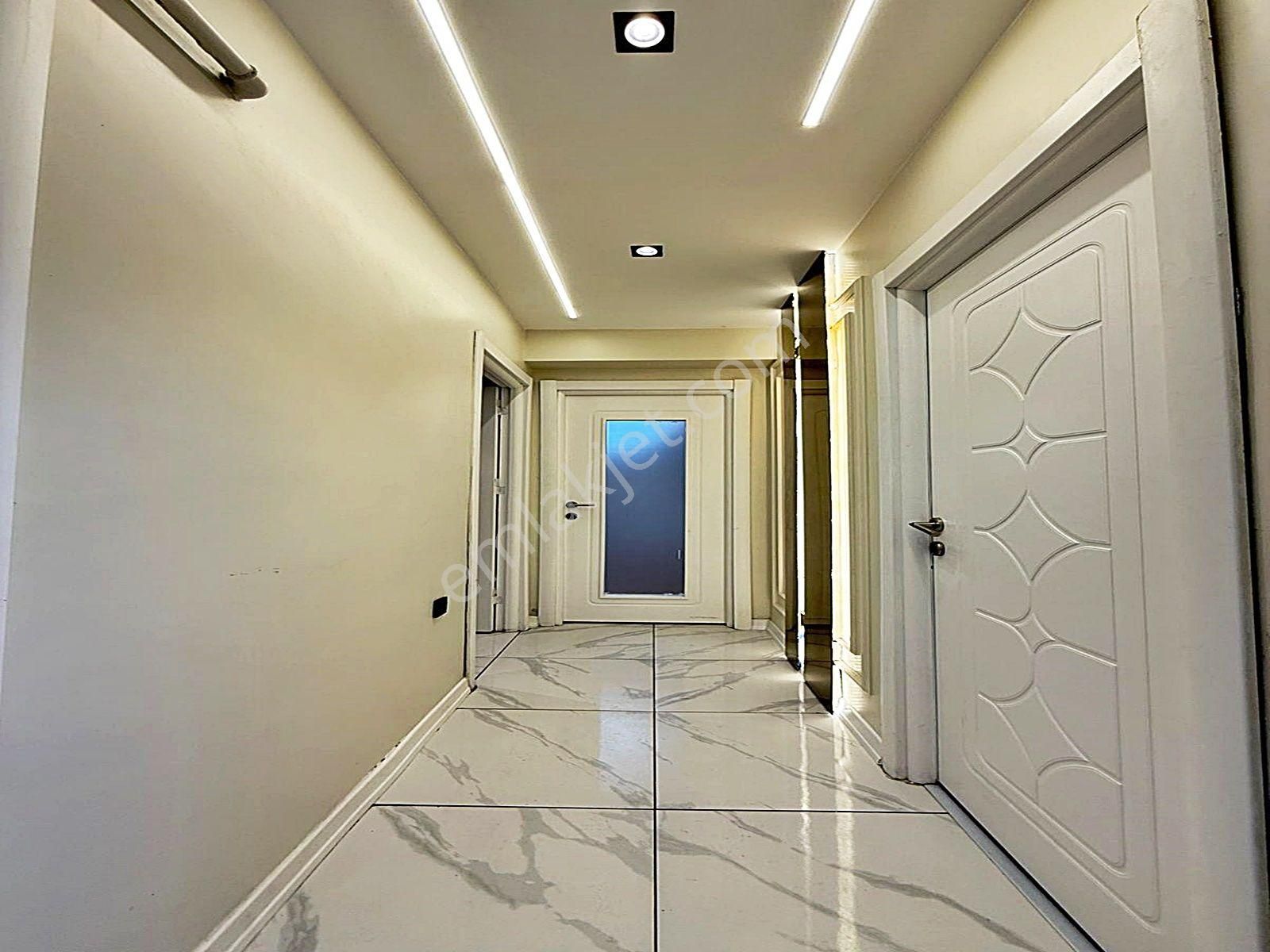 Beylikdüzü Kavaklı'da Hobi Bahçeli Geniş Alana Sahip Ultra Lüks Bahçe Katı !!! - Görsel 24