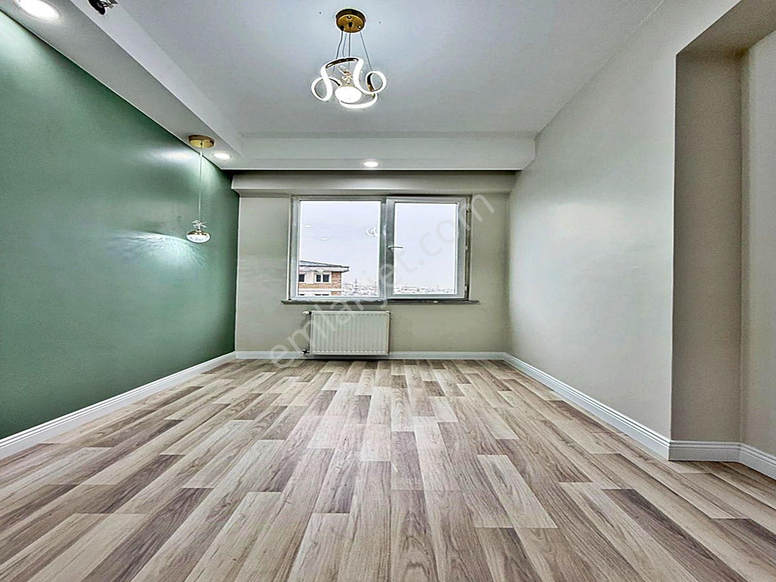 Merkezi Konumda Metrobüse Yakın Site İçinde 2+1 Lüks Daire !!! - Görsel 8