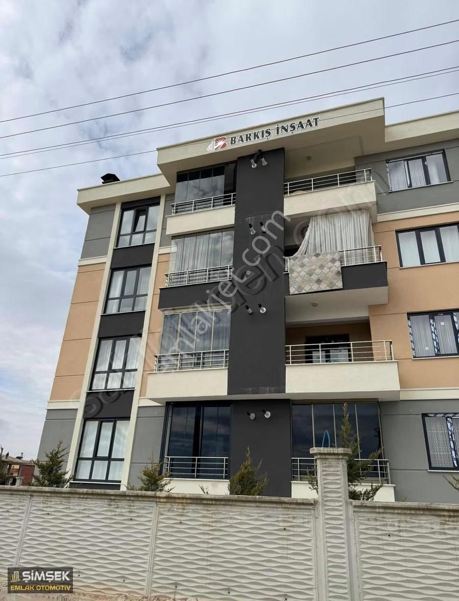 Saraçoğlun Da Satılık Yüksek Giriş 2+1 Daire